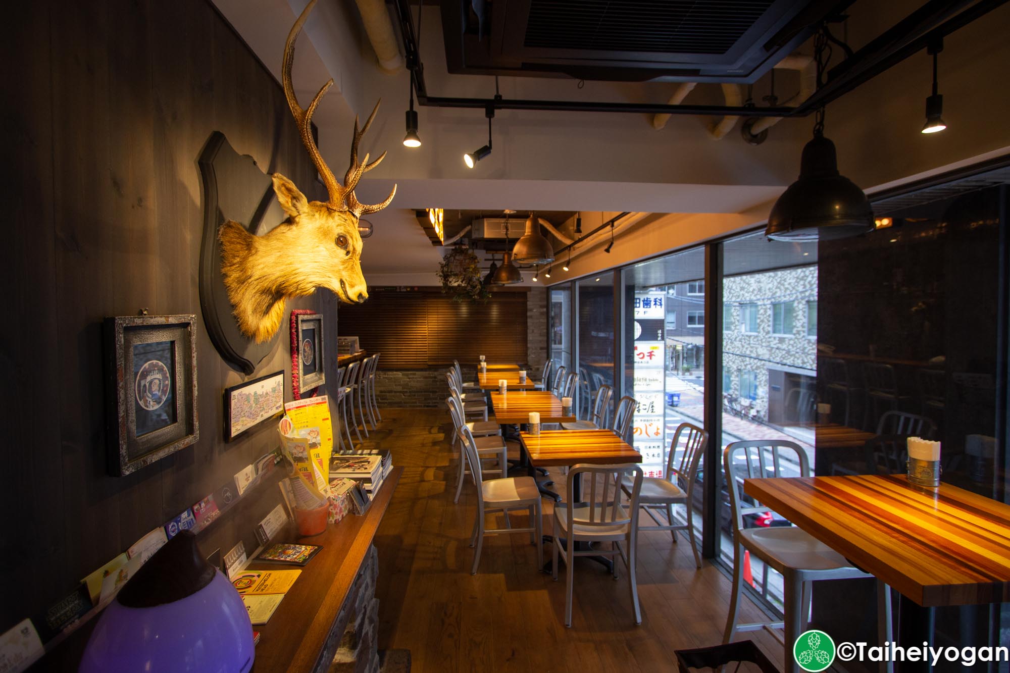 Himalaya Table - Interior - Tables