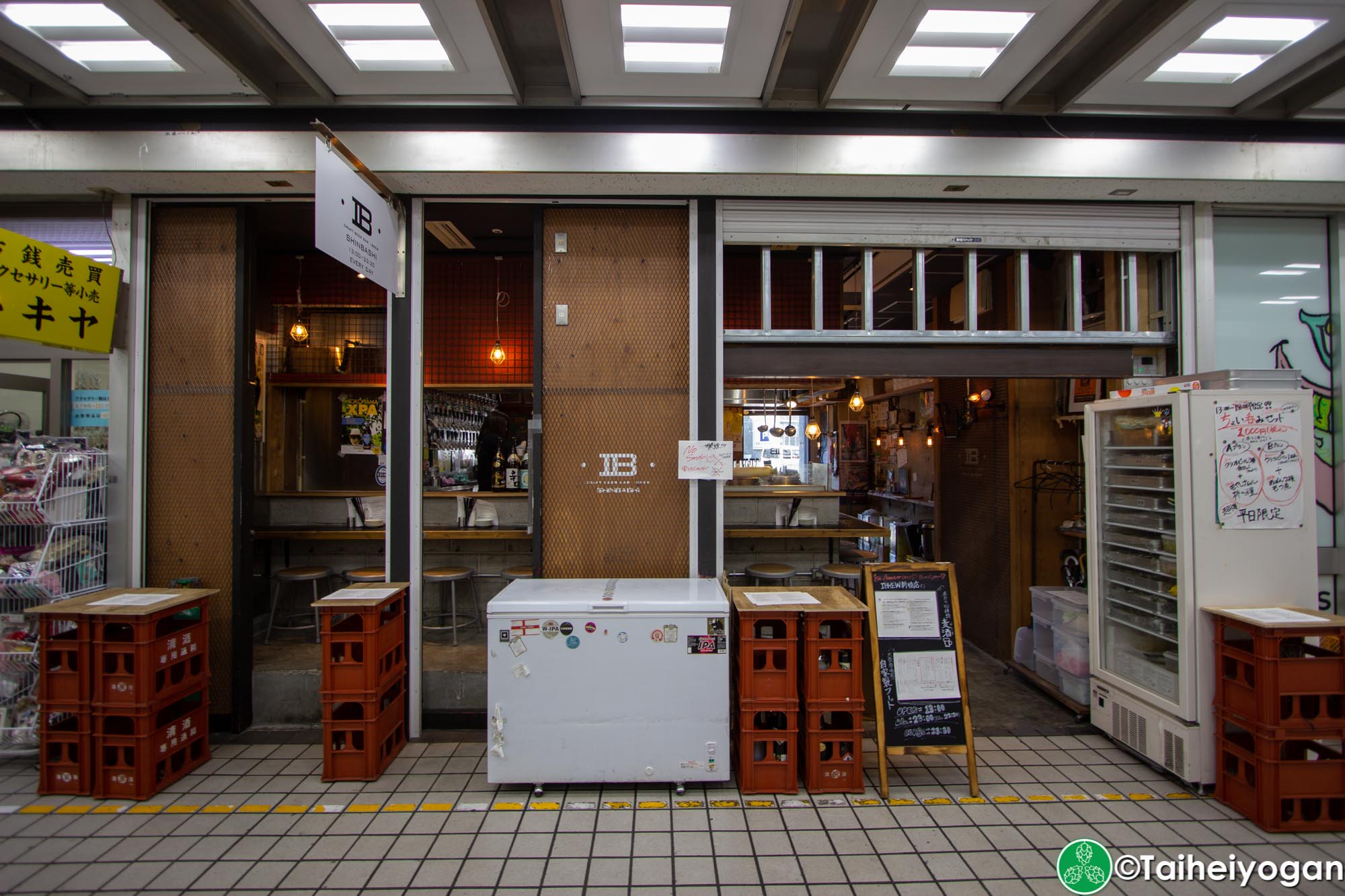 Ibrew Shinbashi - Entrance