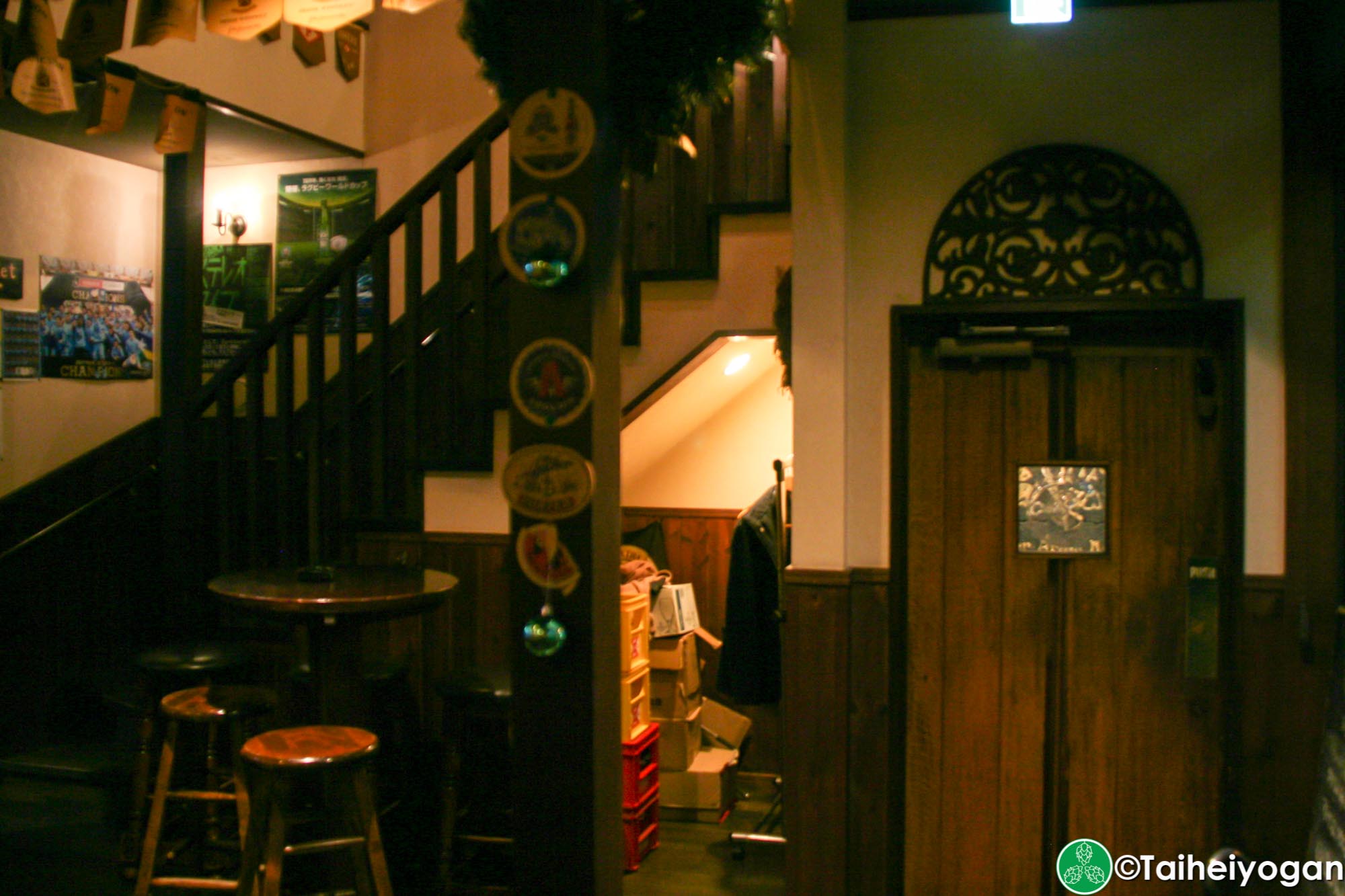 Irish Bar McCann's - Interior - 2F