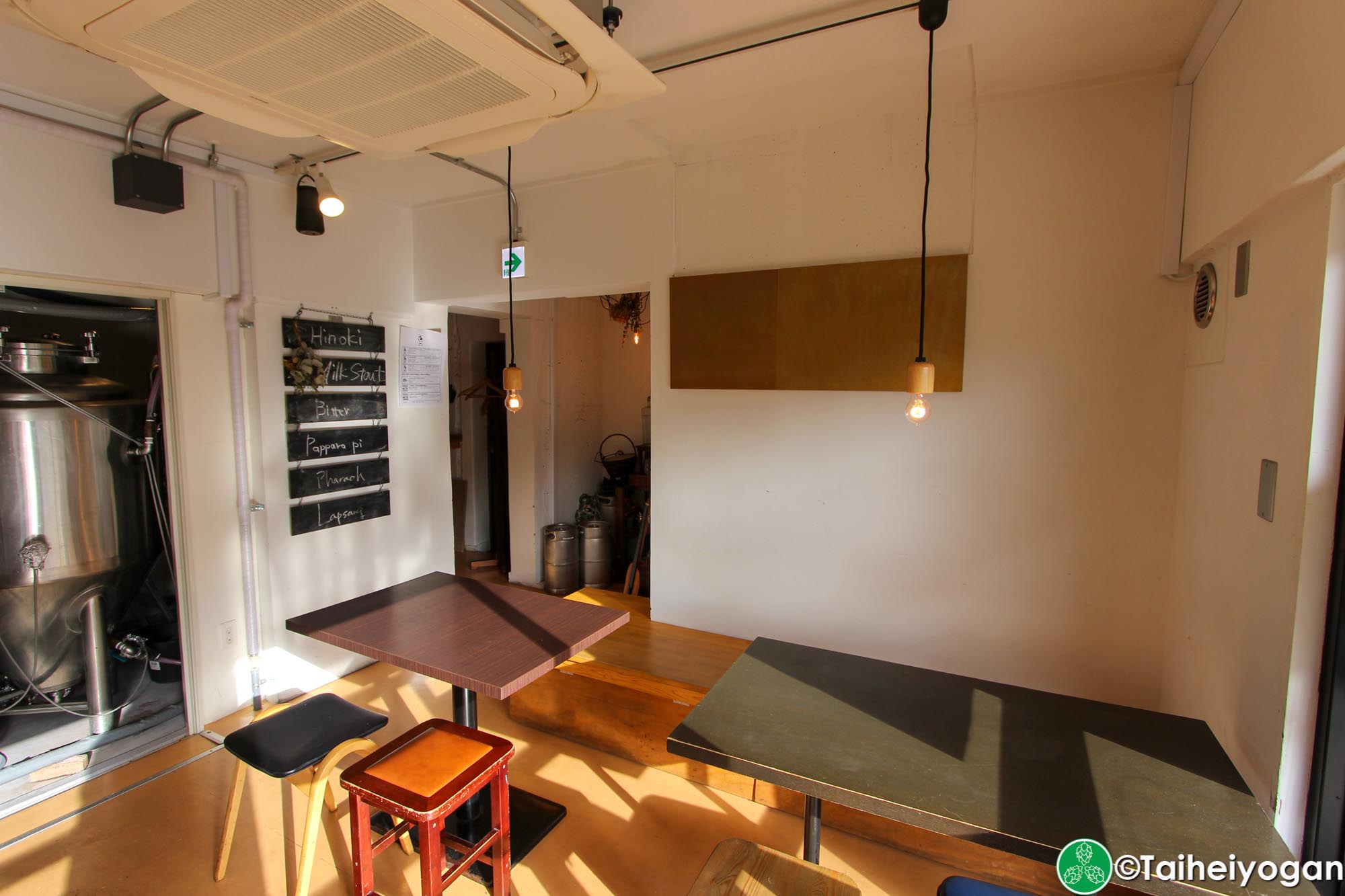 And Beer - Interior - Tables