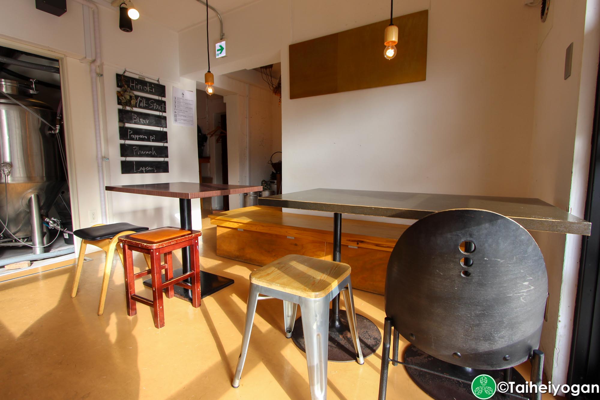 And Beer - Interior - Tables