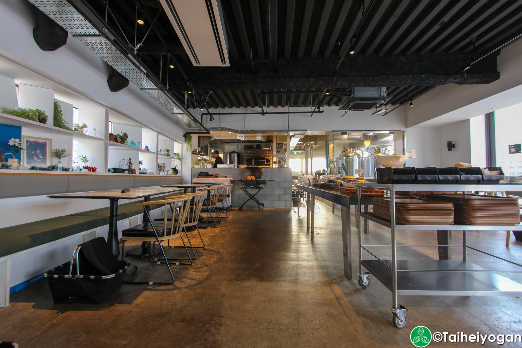 Pitmans - Kiyosubashi Brewery - Interior