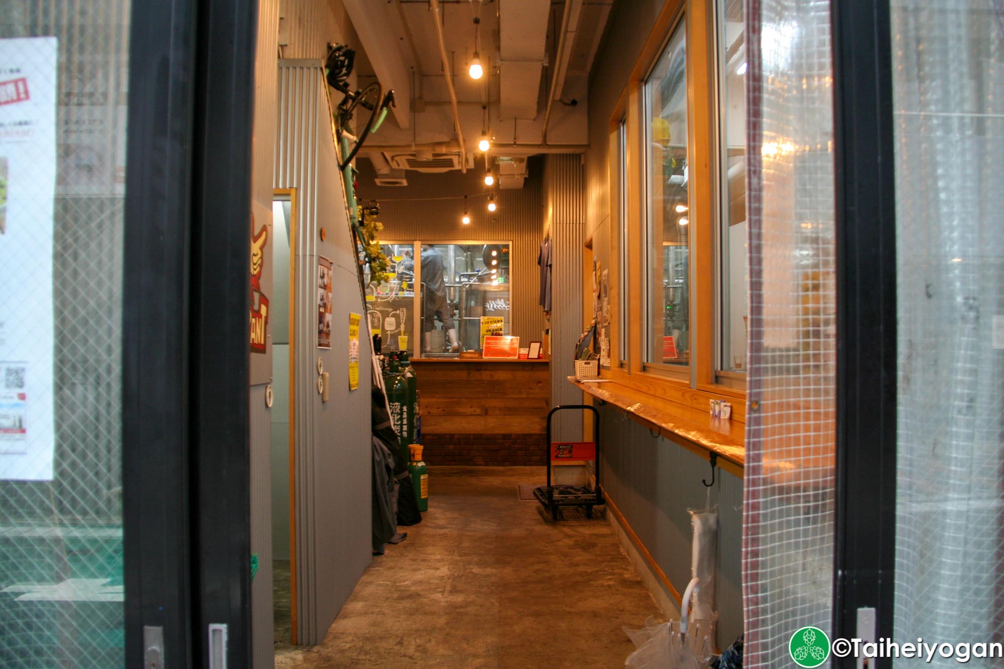 Yokosuka Beer - Interior - 1F Entrance