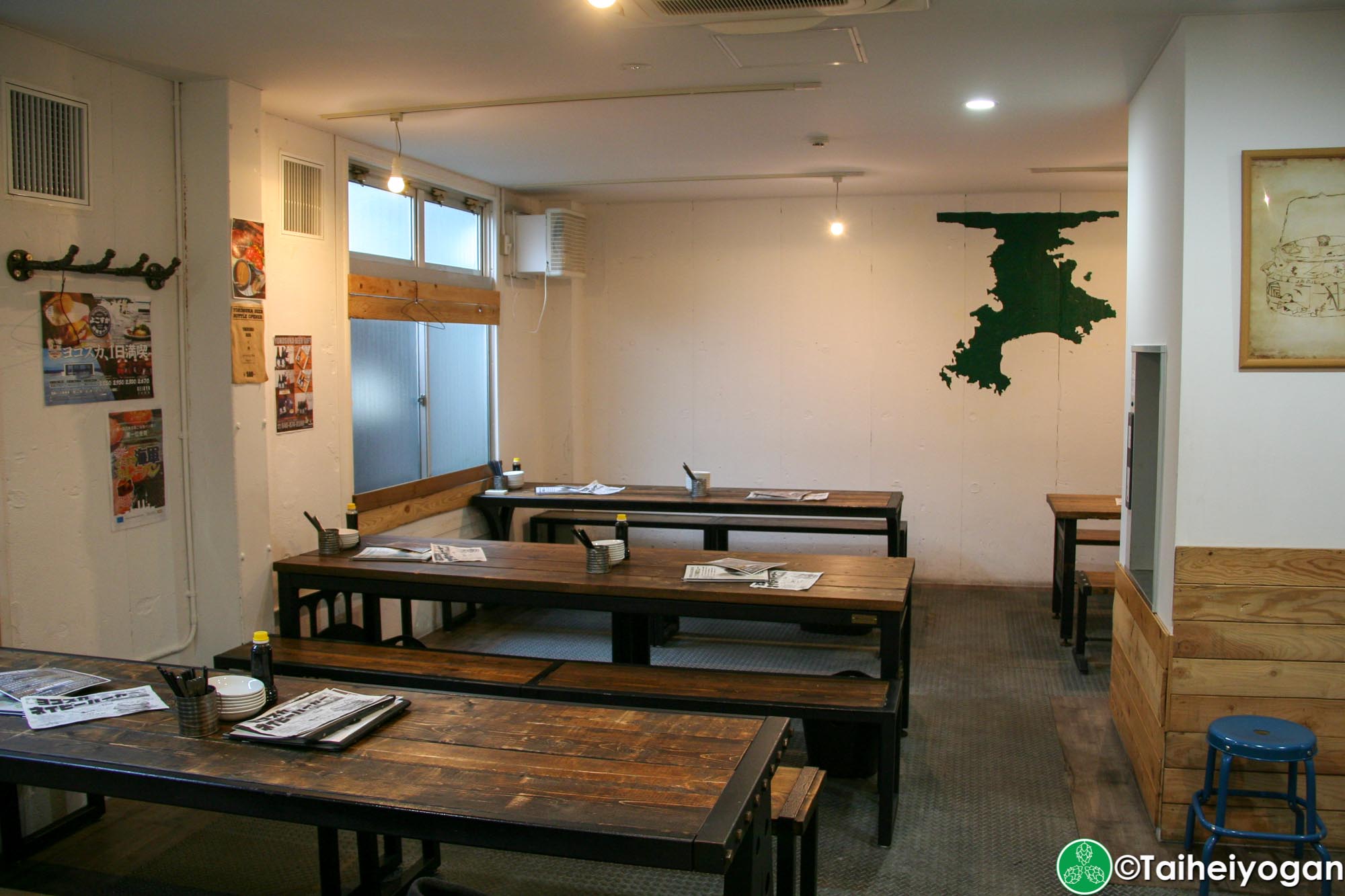 Yokosuka Beer - Interior - 2F - Tables