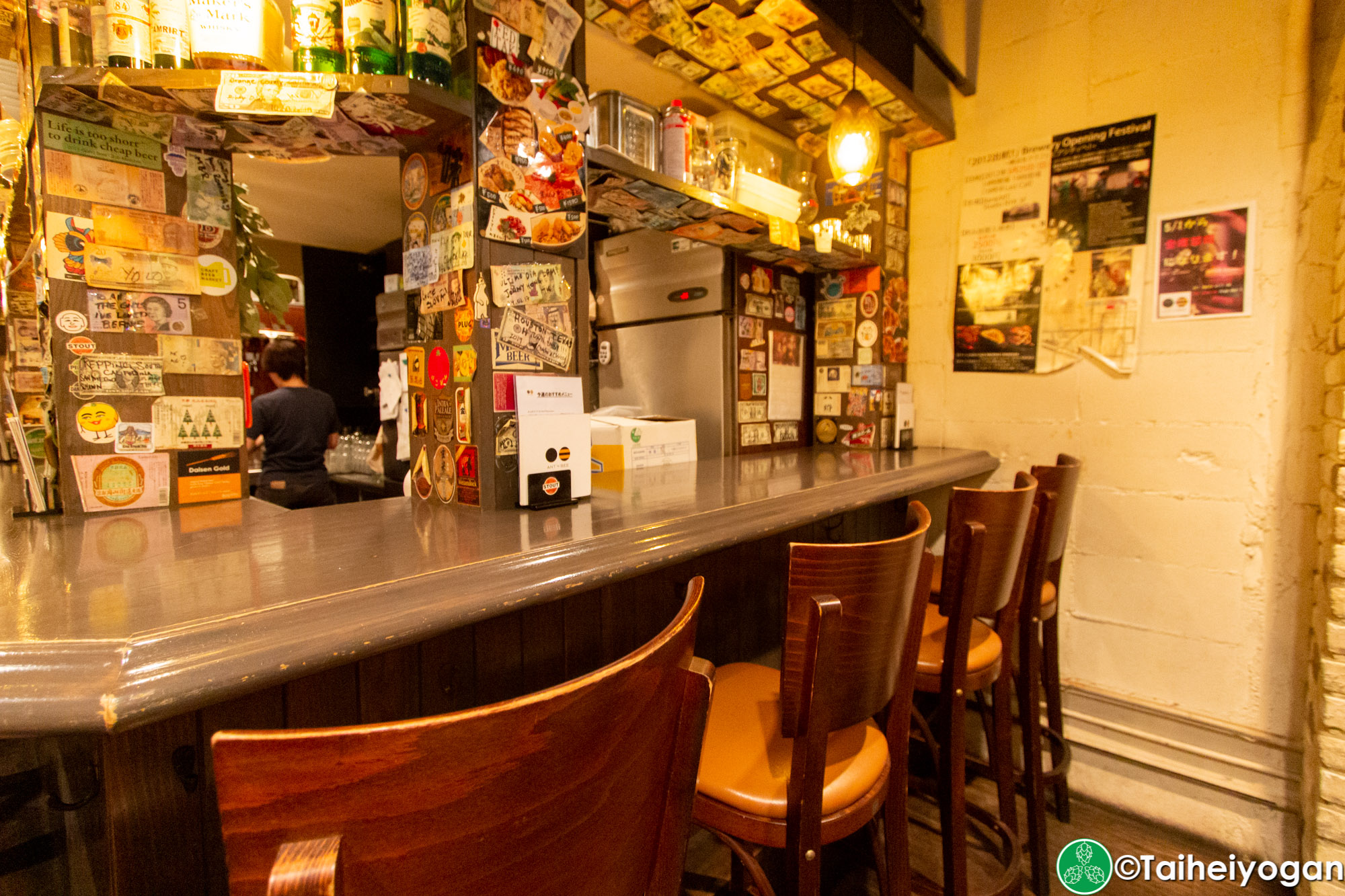 Ant 'n Bee (六本木本店・Roppongi) - Interior - Bar Counter Seating