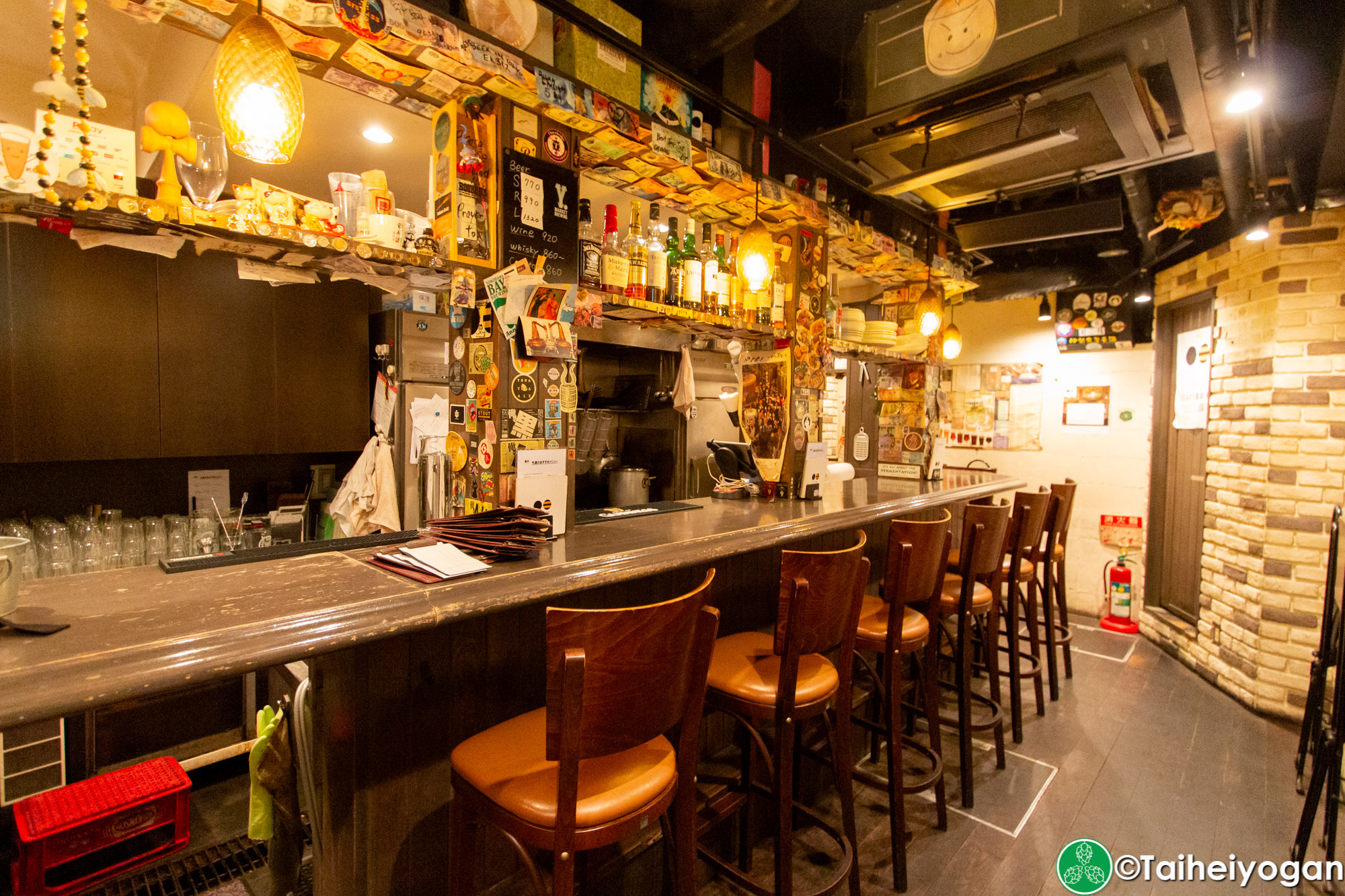 Ant 'n Bee (六本木本店・Roppongi) - Interior - Bar Counter Seating