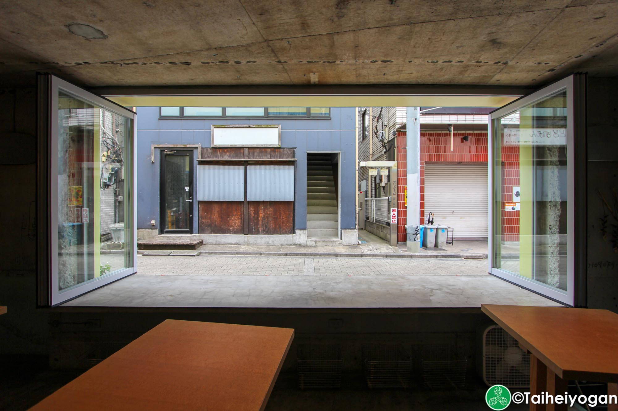 Mikkeller Tokyo - 1st Floor - Interior - Window Seating