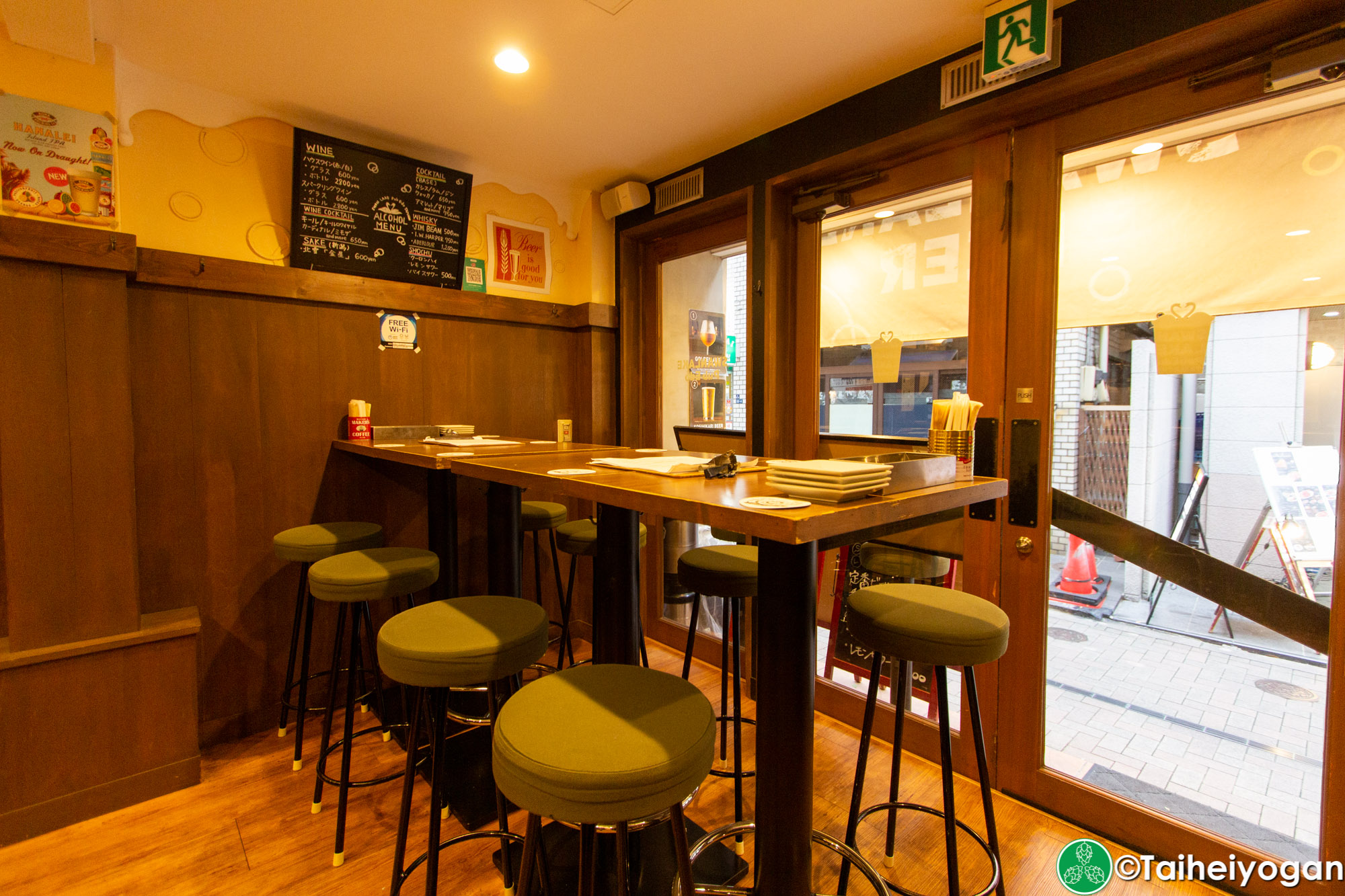 スワンレイクパブエド・Swan Lake Pub Edo (田町店・Tamachi) - Interior - Table Seating