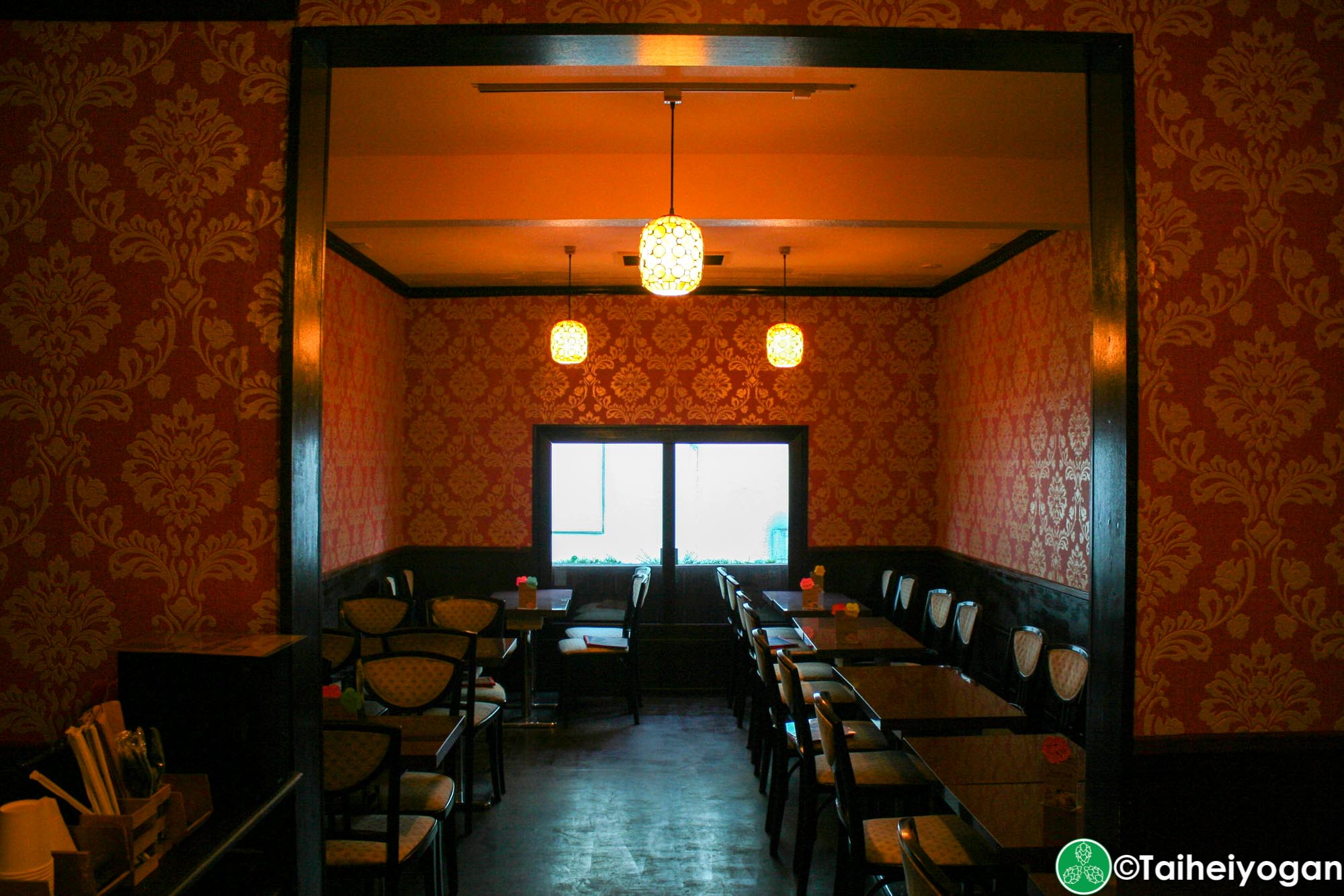 Cafe Club Key (Kashimada) - Interior - 2F - Tables
