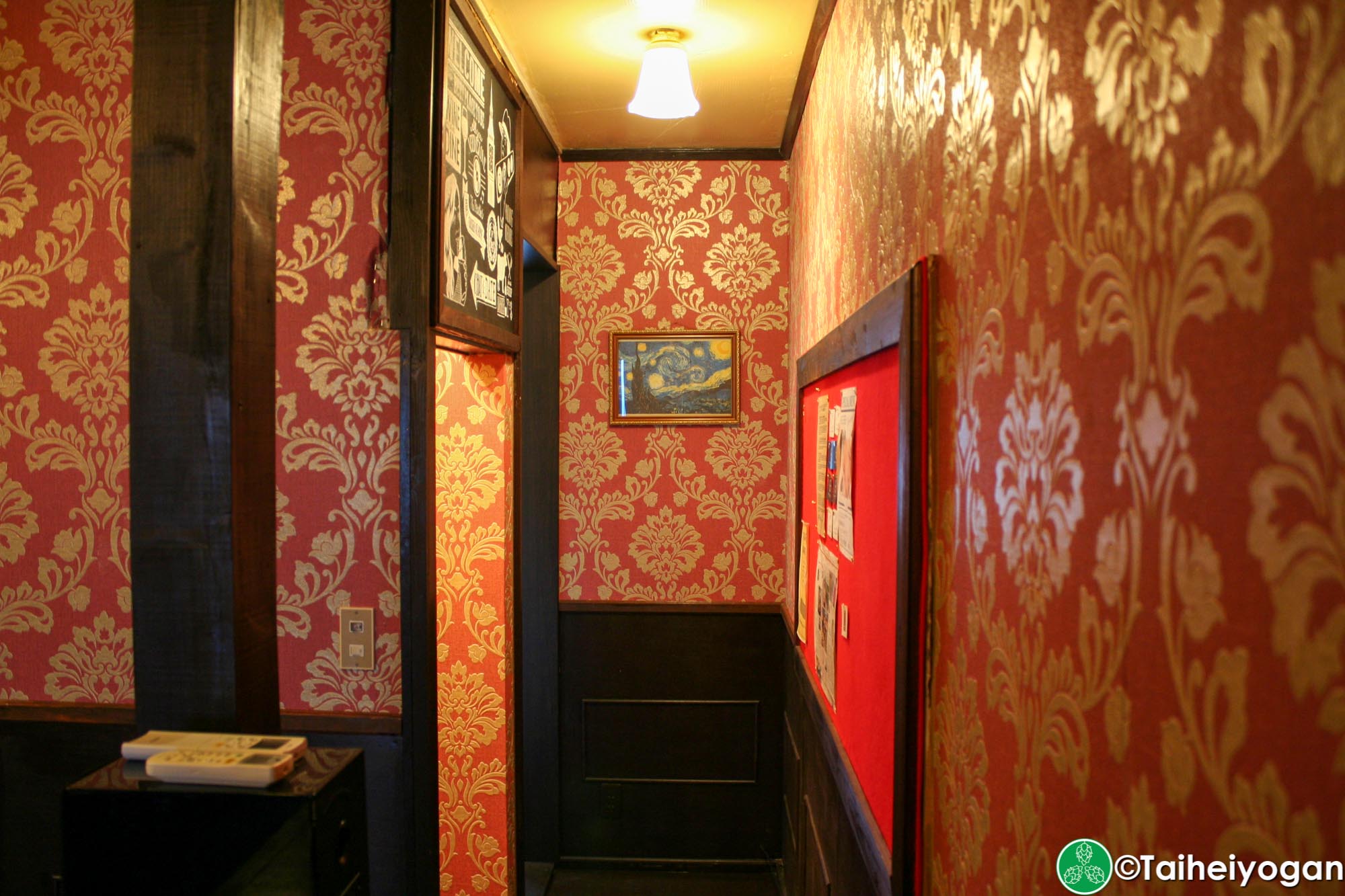Cafe Club Key (Kashimada) - Interior - 2F - Stairs to 1F