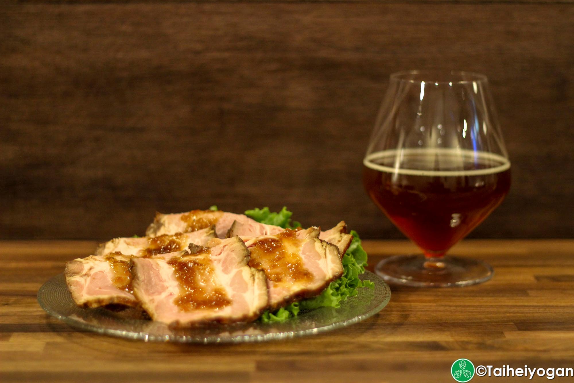 FAM333 - Interior - Lunch Menu - Roast Pork & Craft Beer