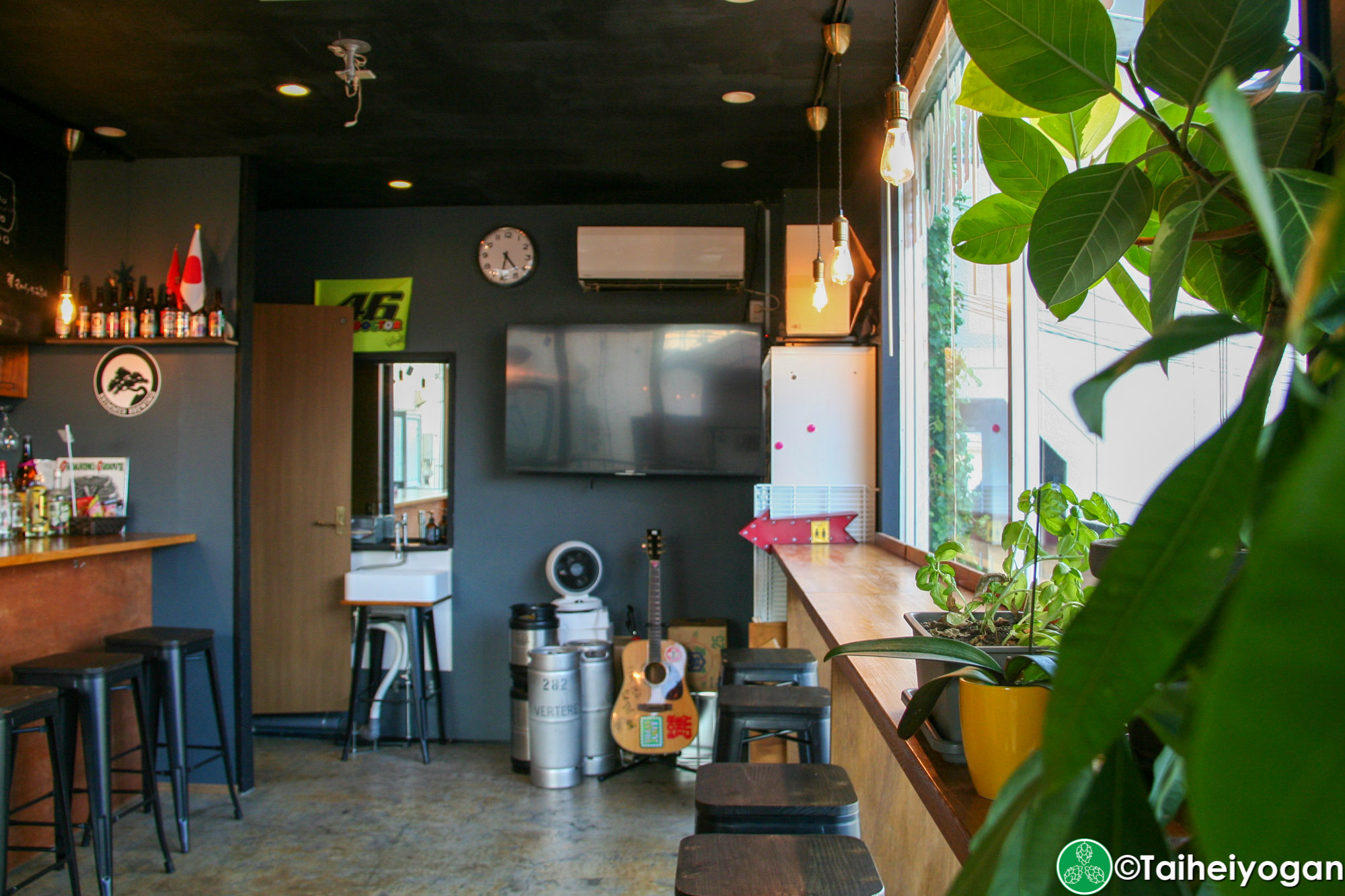 Monkey wrench bar deals