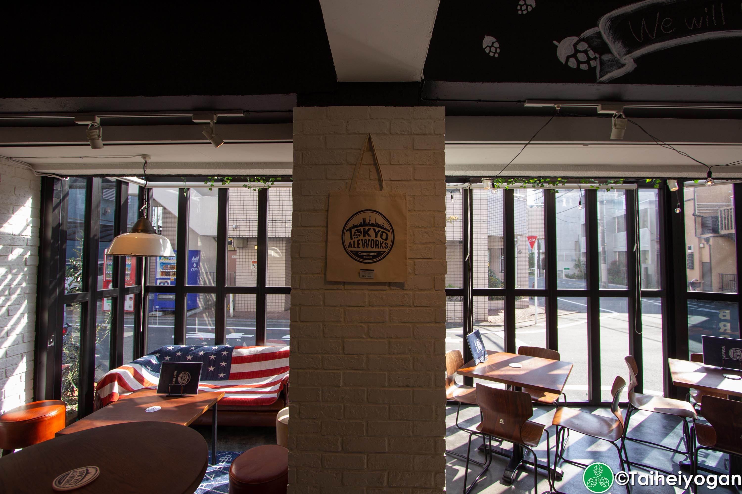 Tokyo Aleworks Taproom - Interior - Decorations