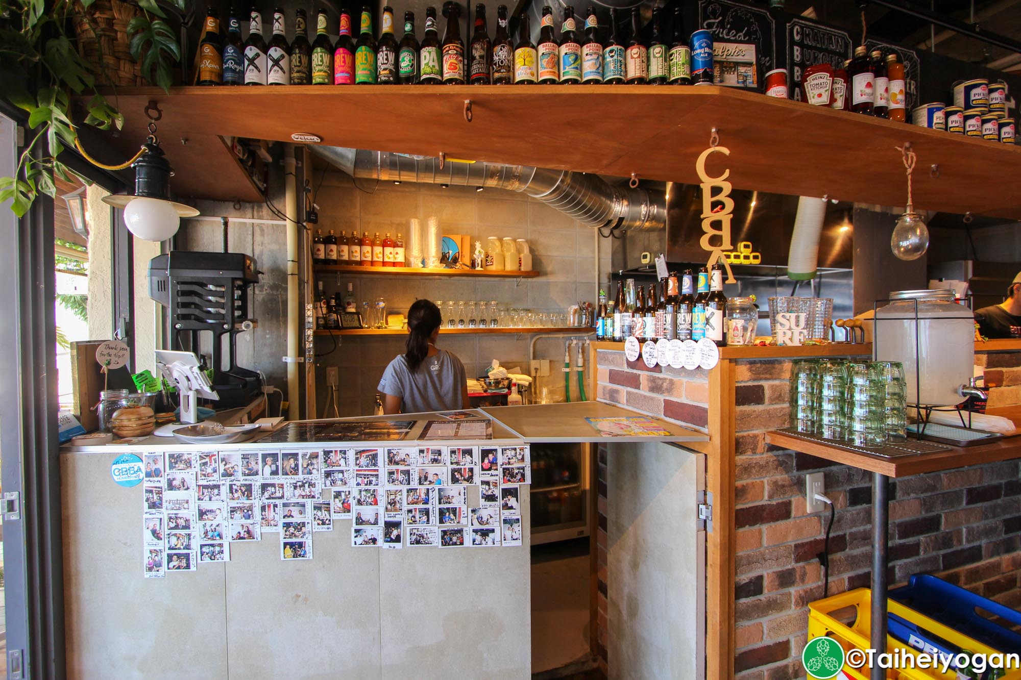 Chatan Burger Base Atabii's - Interior - Counter