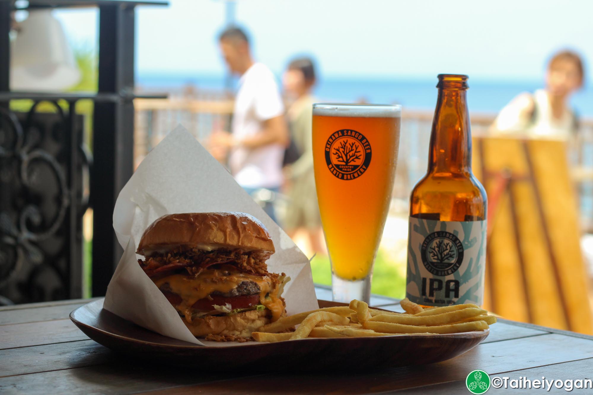 Chatan Burger Base Atabii's - Menu - Neo Bacon Cheeseburger & Okinawa Sango Beer