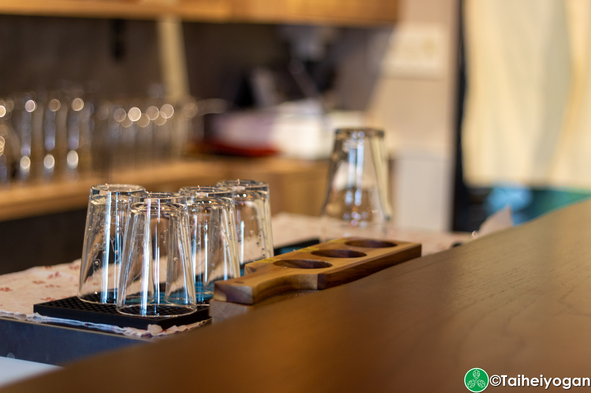Beerbar Felt - Interior - Bar Counter