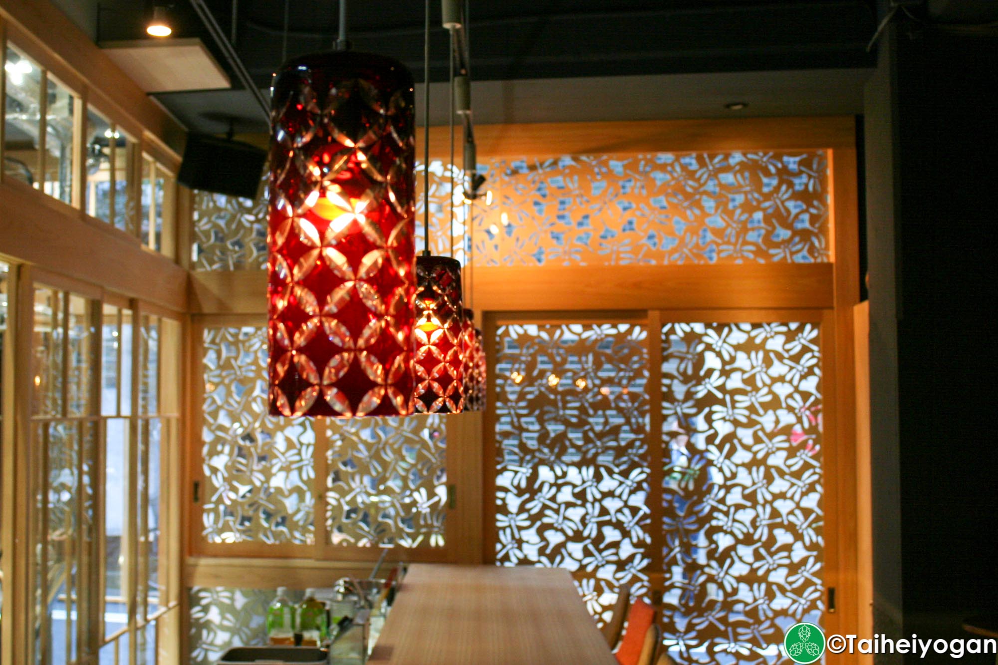 Tokaido Beer - Interior