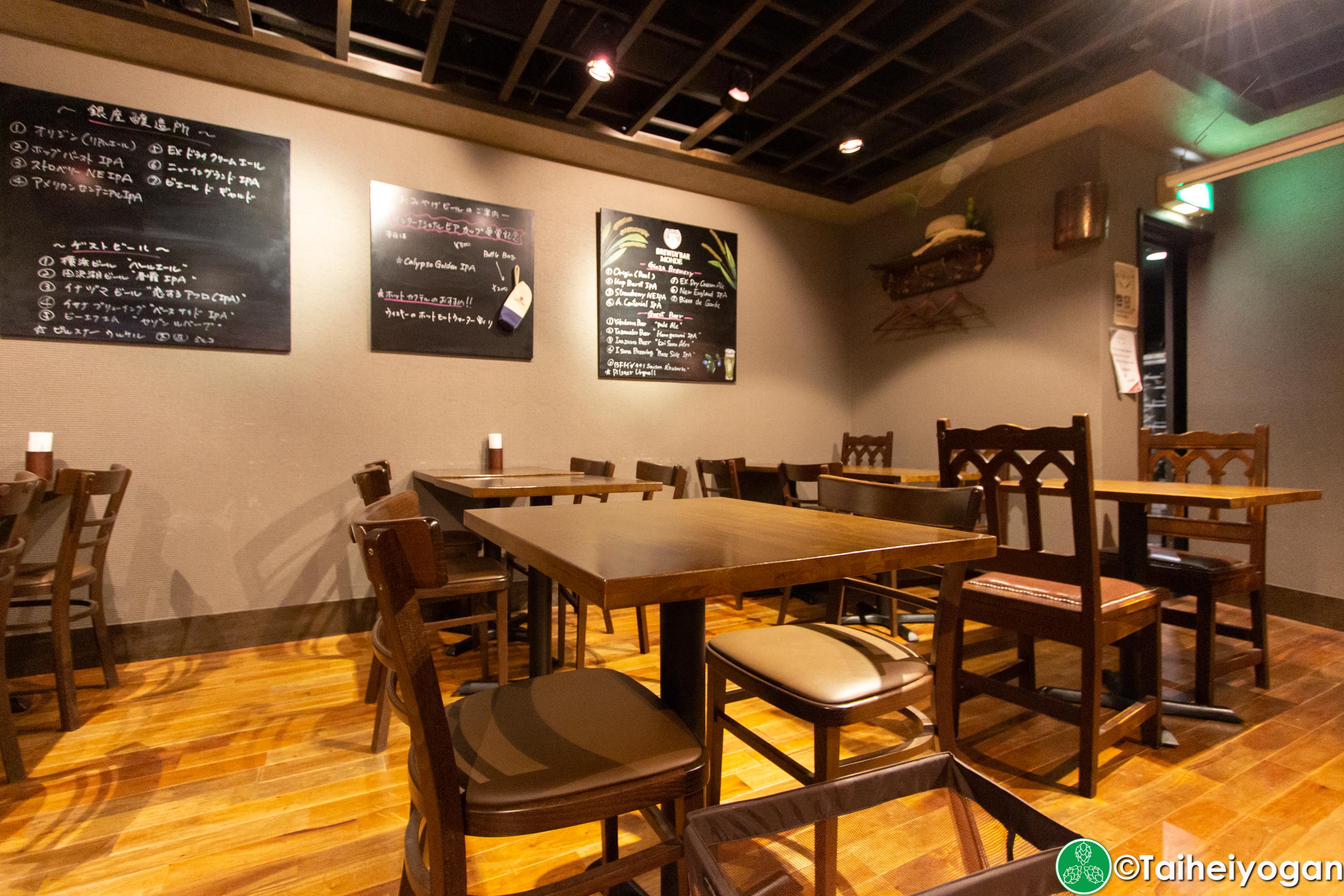 Brewin Bar Monde (主水) - Interior - Tables