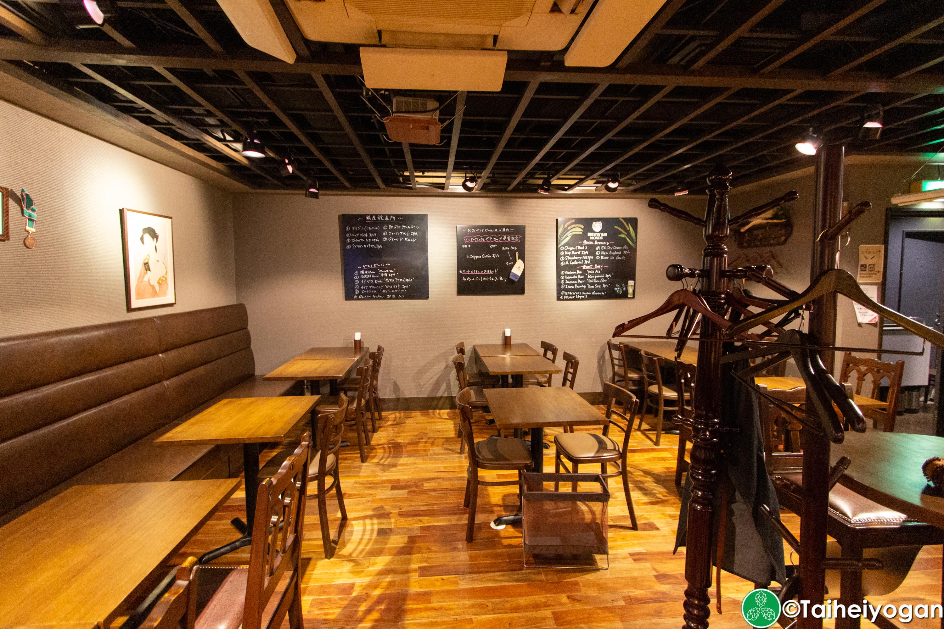 Brewin Bar Monde (主水) - Interior - Tables