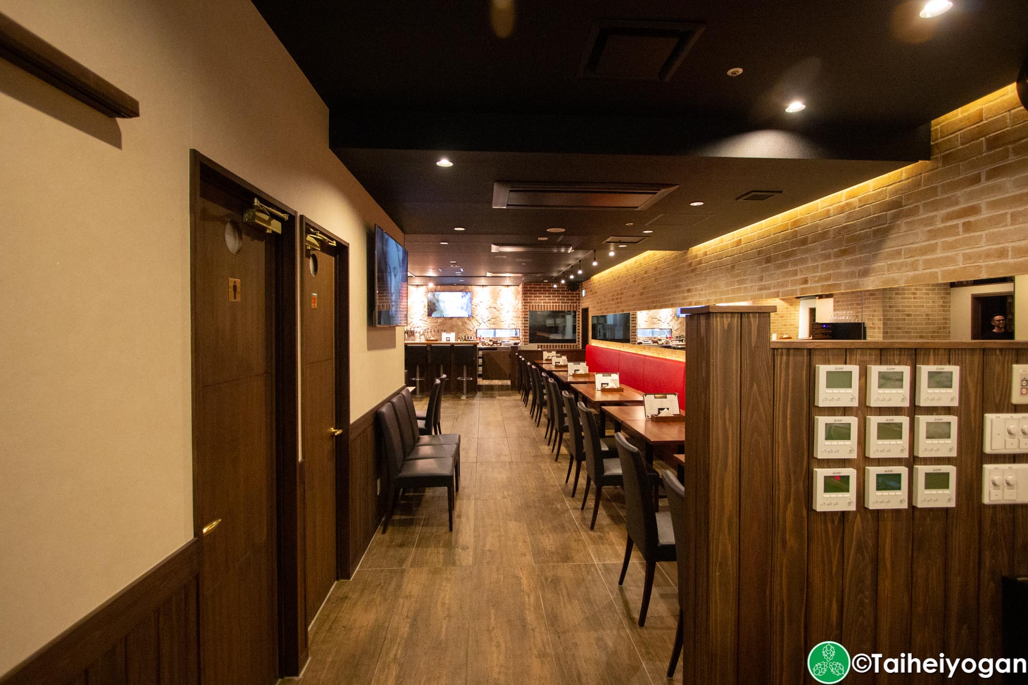 Midtown BBQ (Yokohama - 横浜店) - Interior