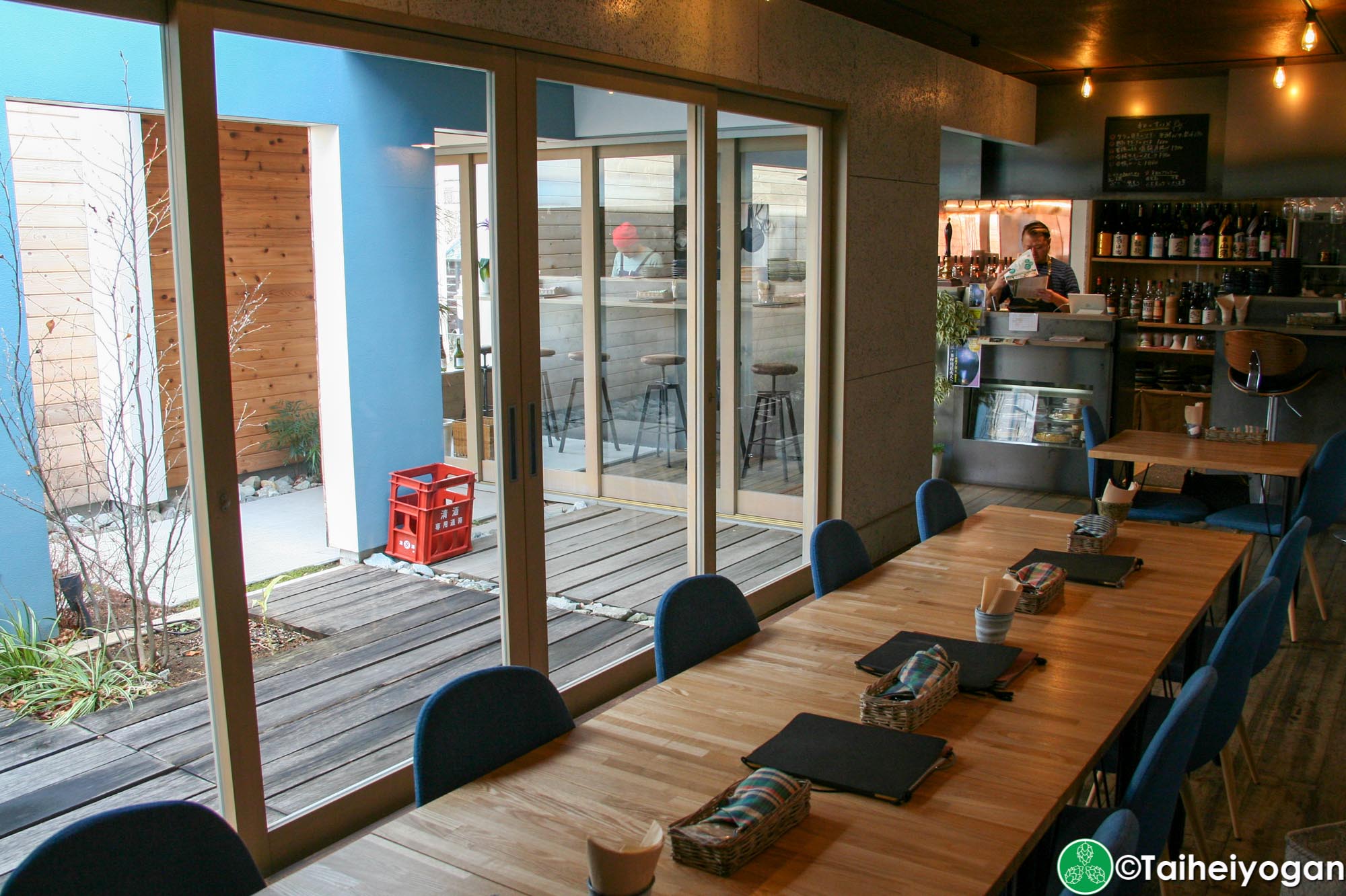 Kagoya Tasuku (籠屋たすく) - Interior - Tables