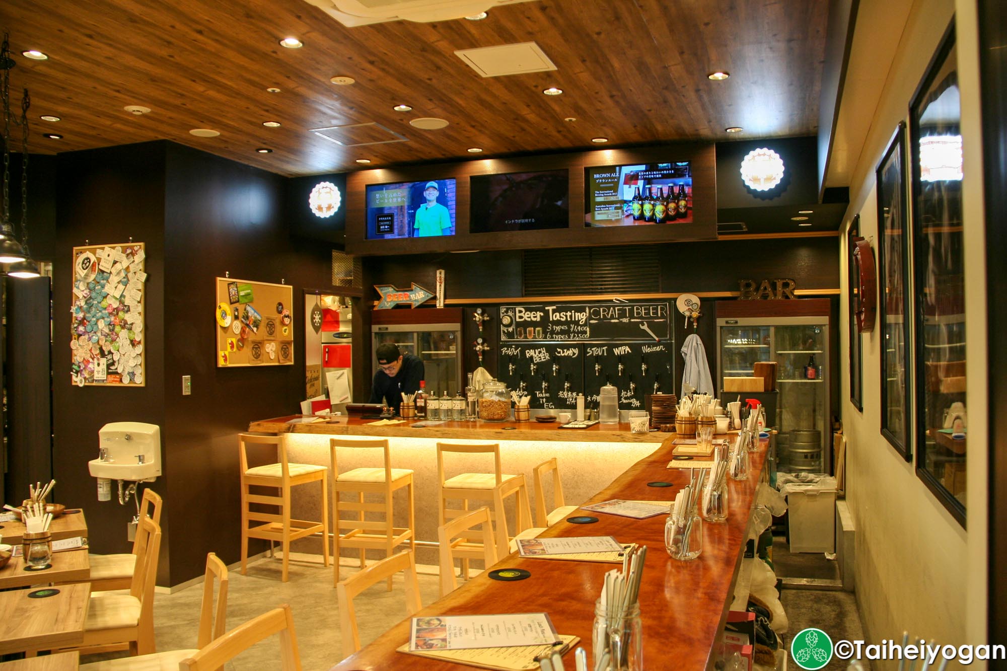 Platinum Fish Craft Beer Bar - プラチナフィッシュクラフトビアバル - Interior - Bar Counter