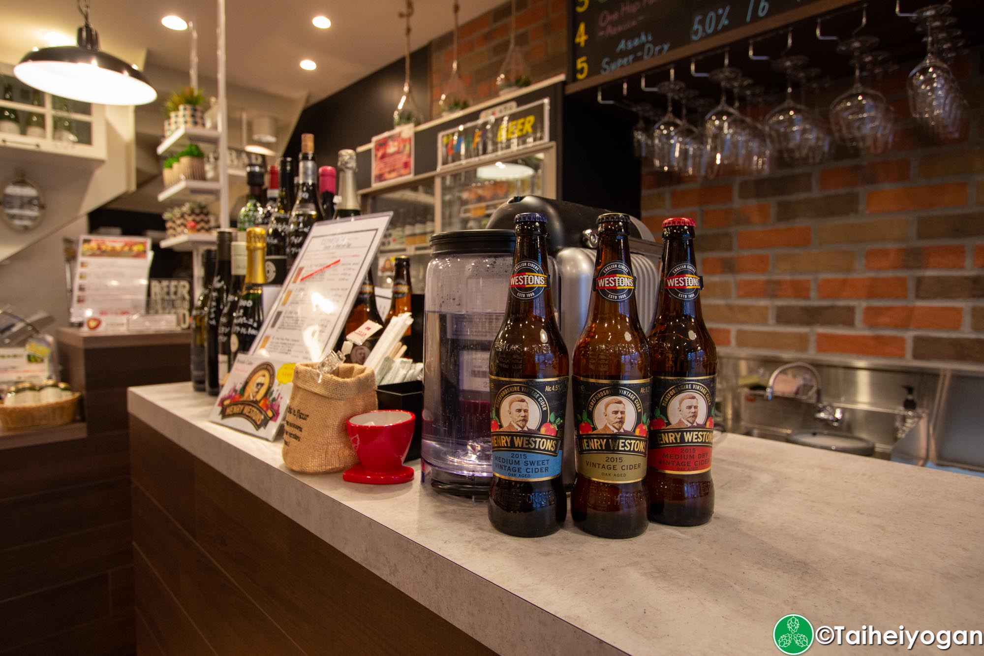TDM 1874 Aoyama - Interior - 1F - Bar Counter