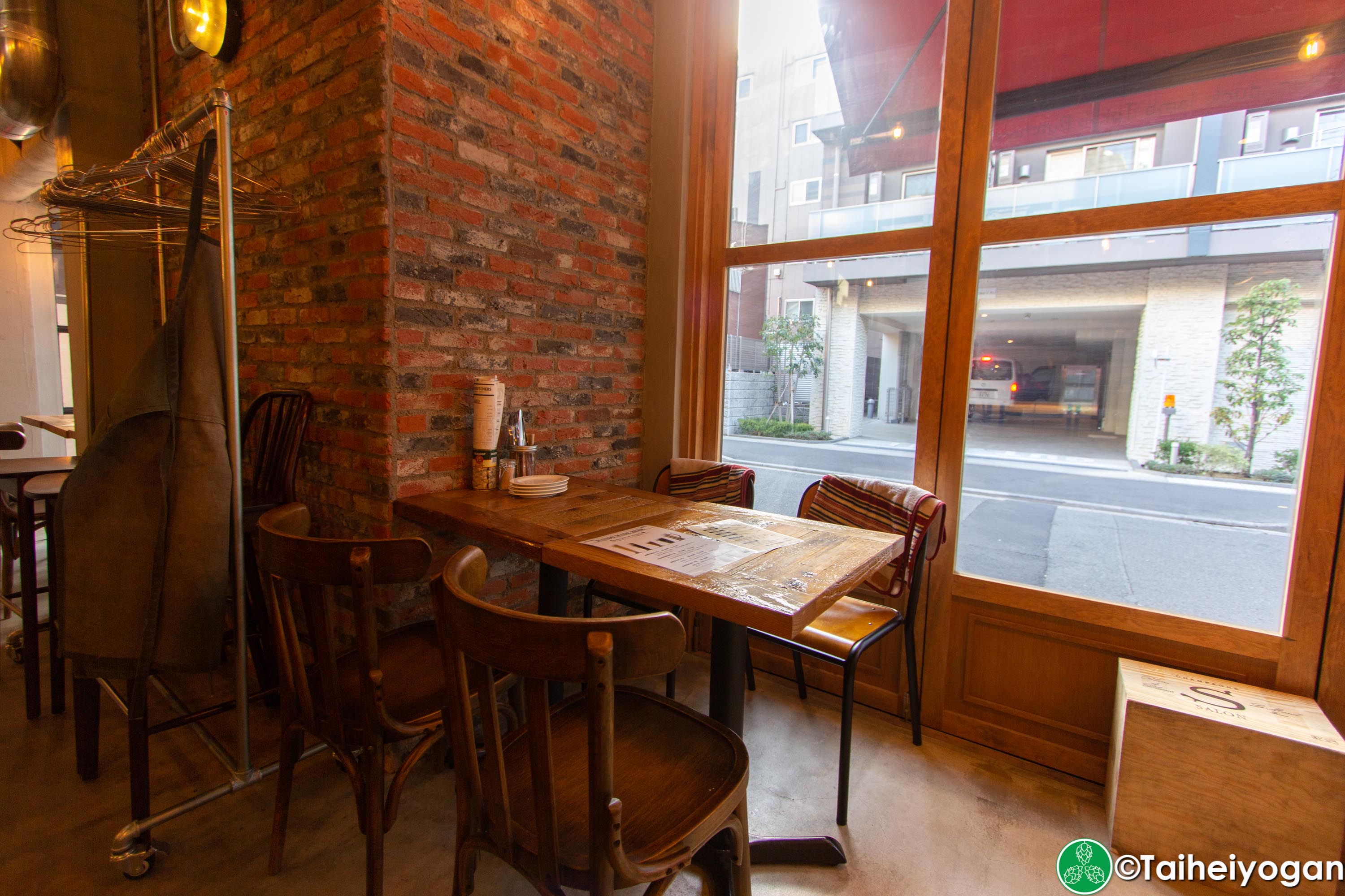 Tokyo Butchers & Okachi Beer Lab - Interior - Tables