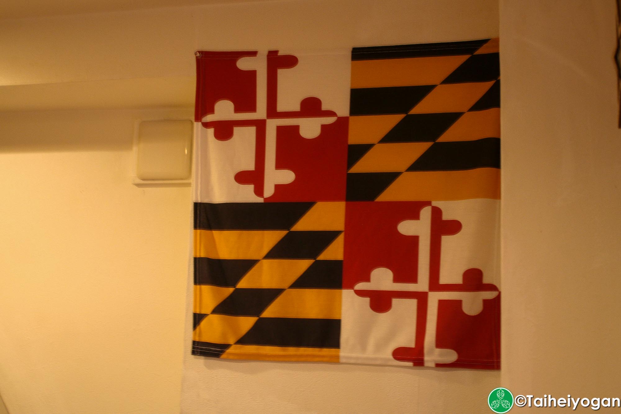 Carruba's - Interior - Decorations