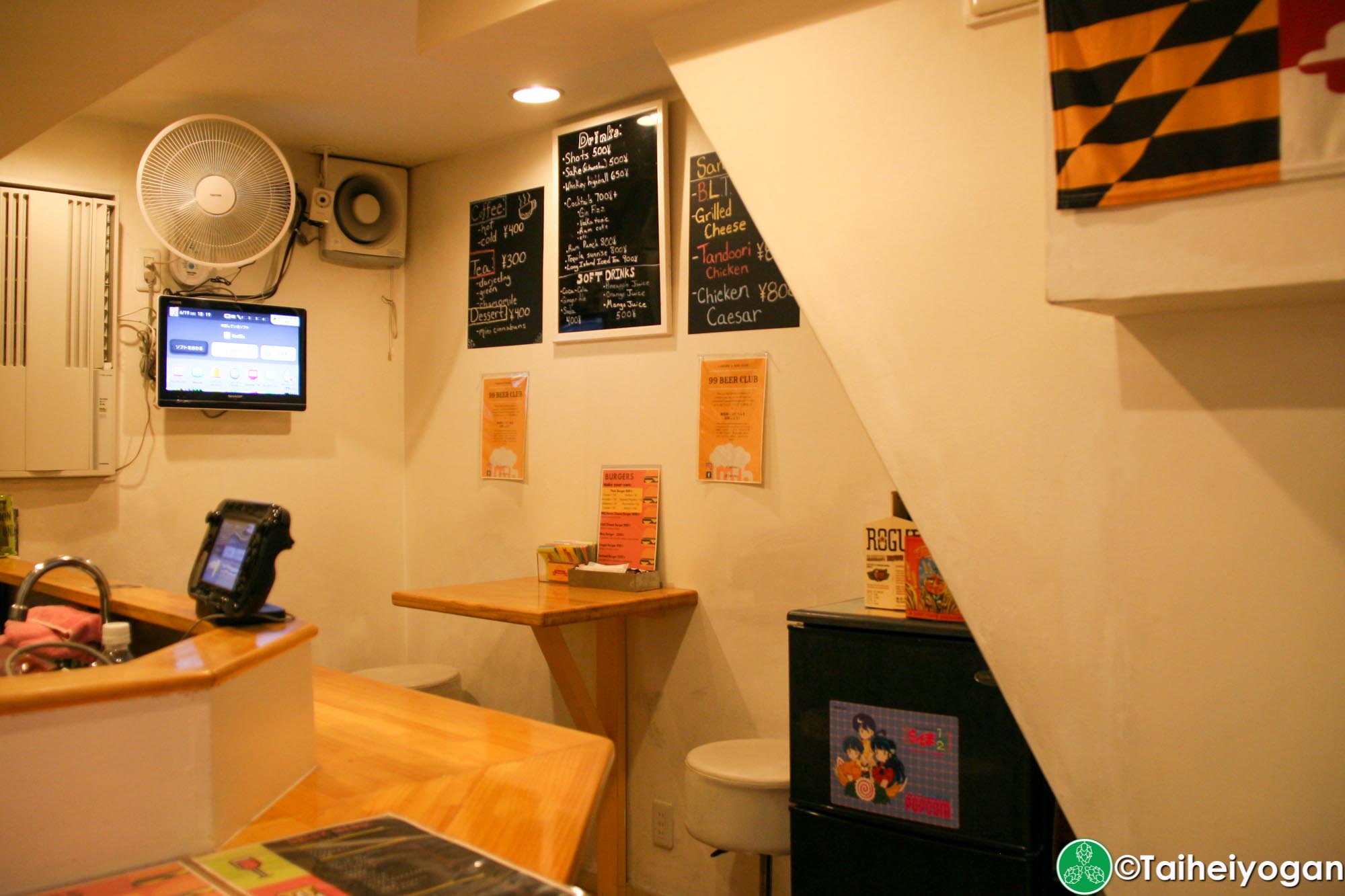 Carruba's - Interior - Table Seating