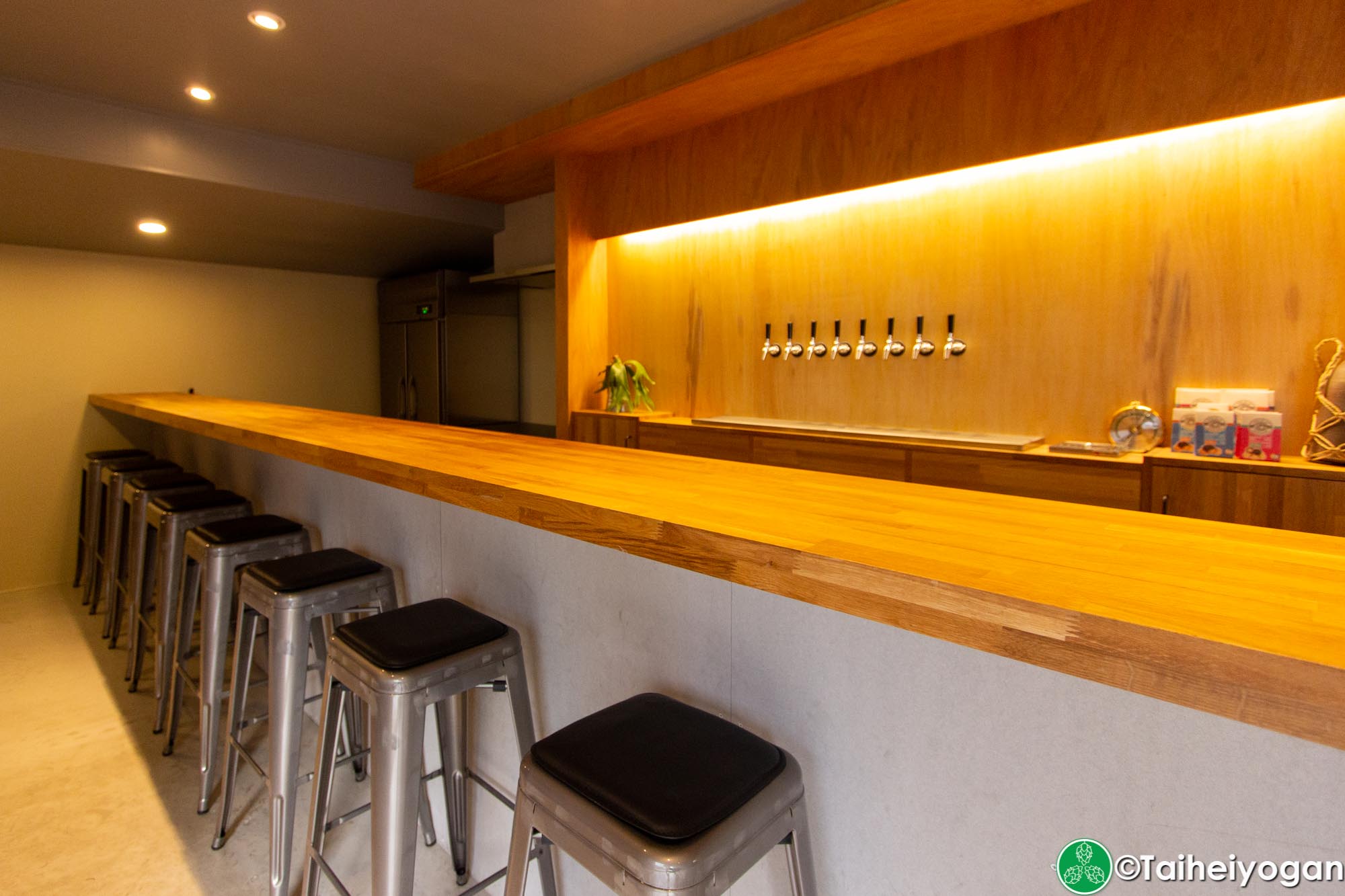 Folkways Brewing - Interior - Bar Counter