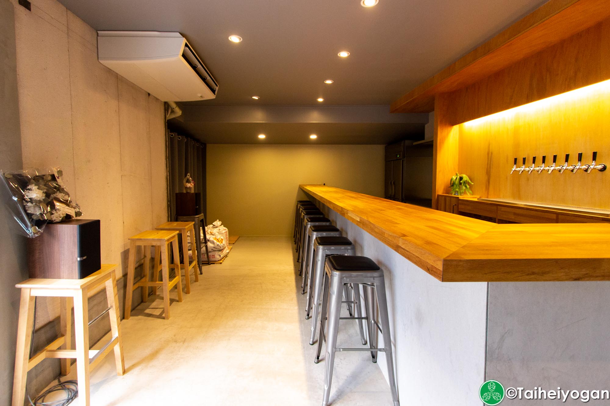 Folkways Brewing - Interior - Bar Counter