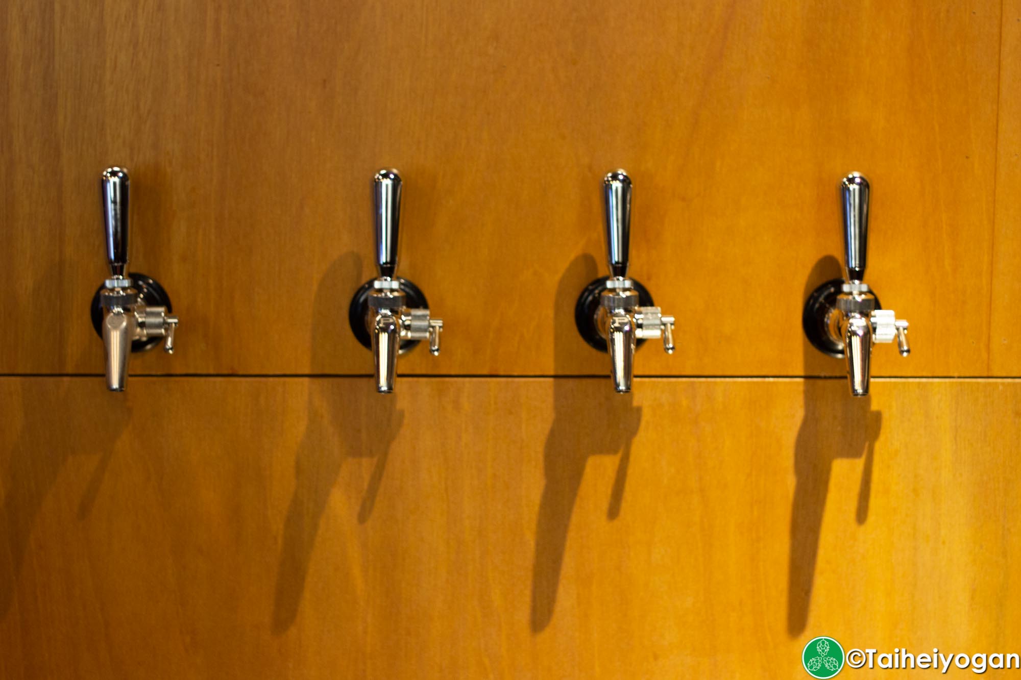 Frank's Barber and Beer Club - Interior - Bar - Beer Taps