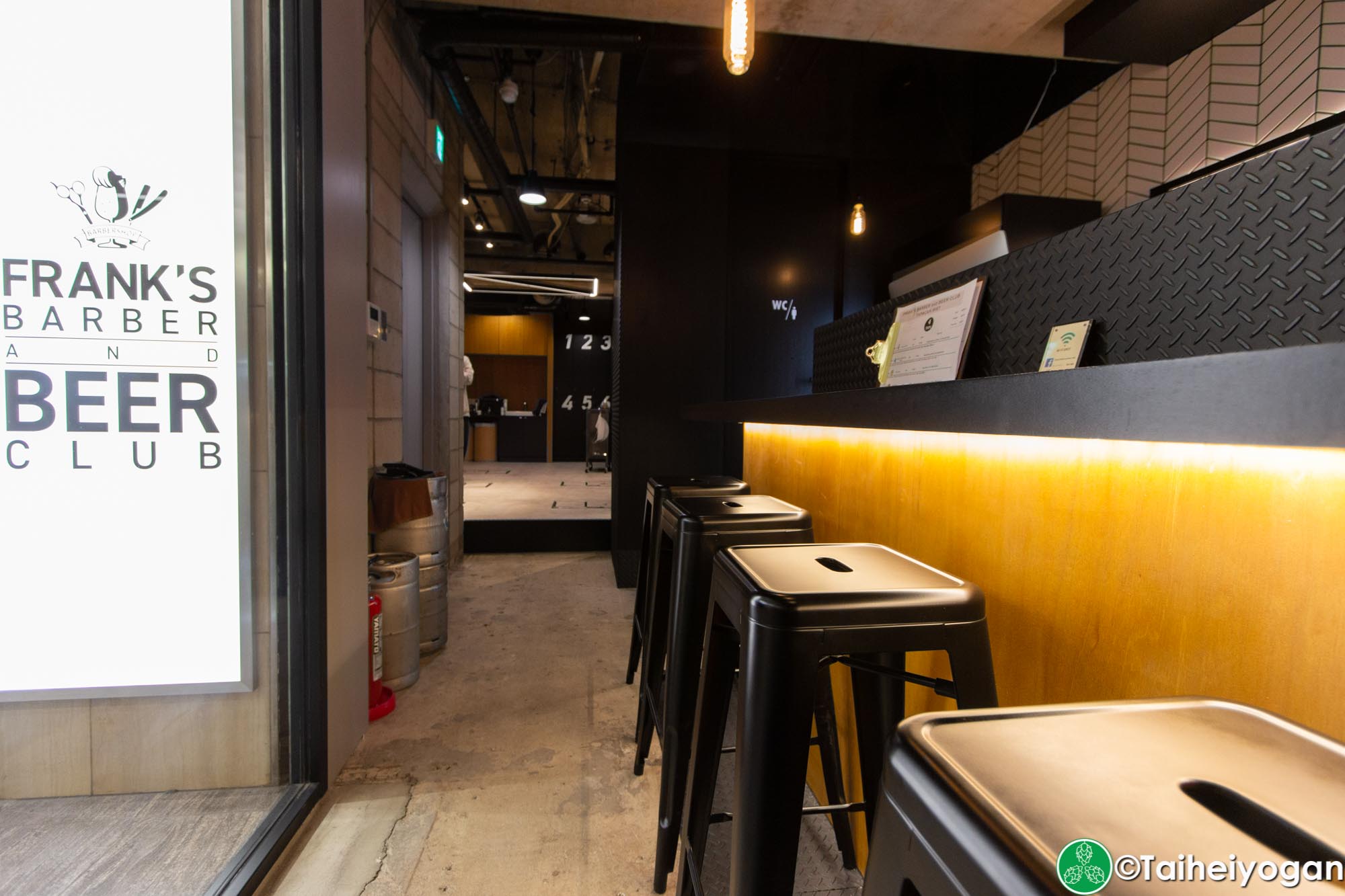 Frank's Barber and Beer Club - Interior - Bar - Bar Counter