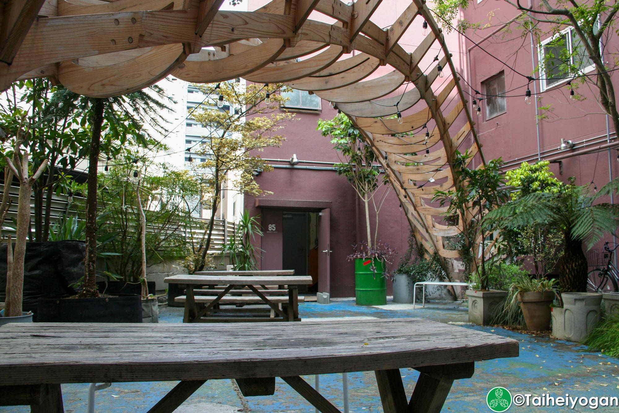 TKBrewing - Interior - Outdoor Seating Area