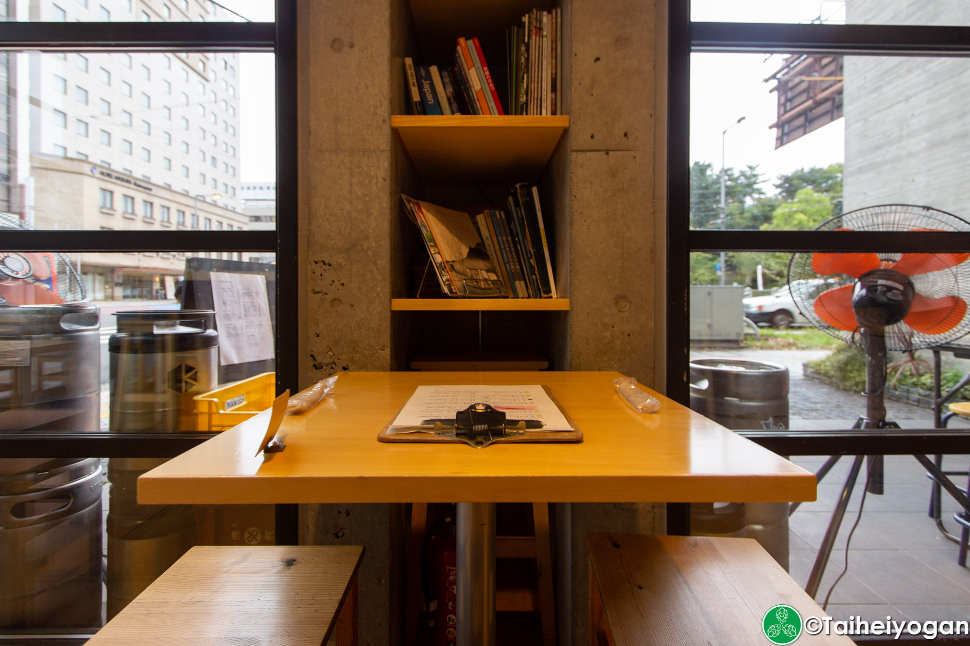 Bokke - Interior - Table Seating