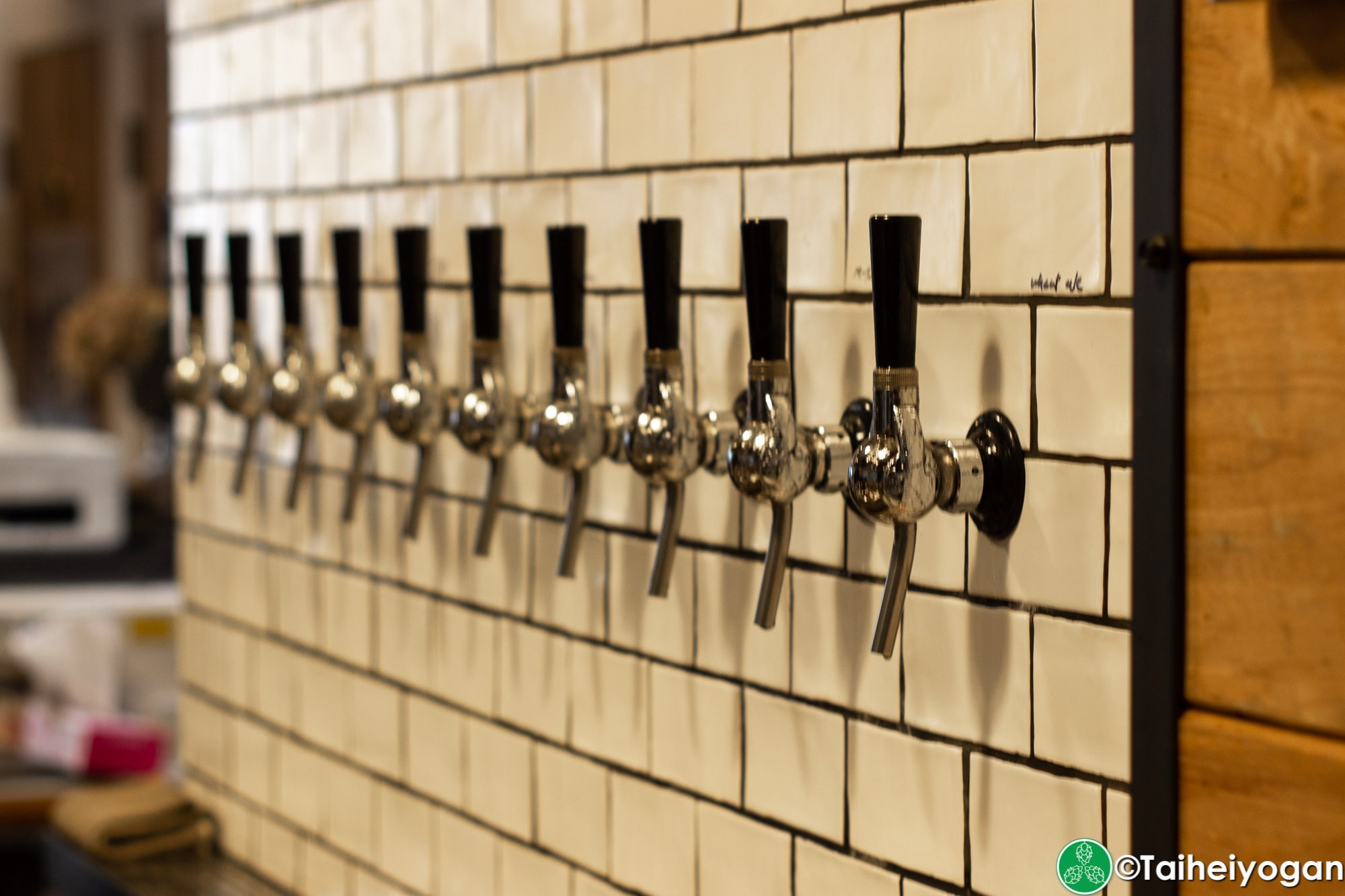 DD4D - Interior - Beer Taps