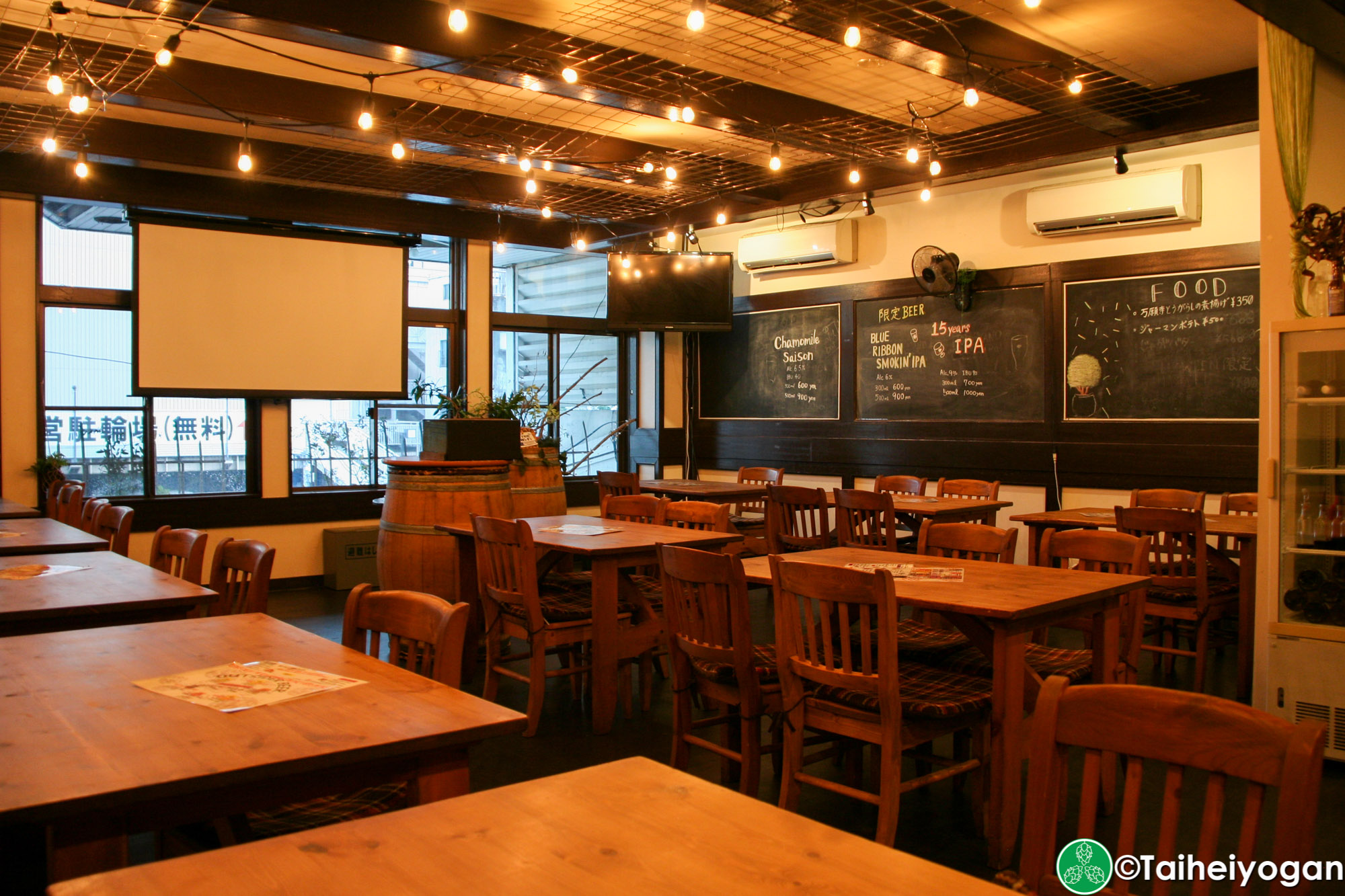 Hops & Herbs - Interior - Table Seating