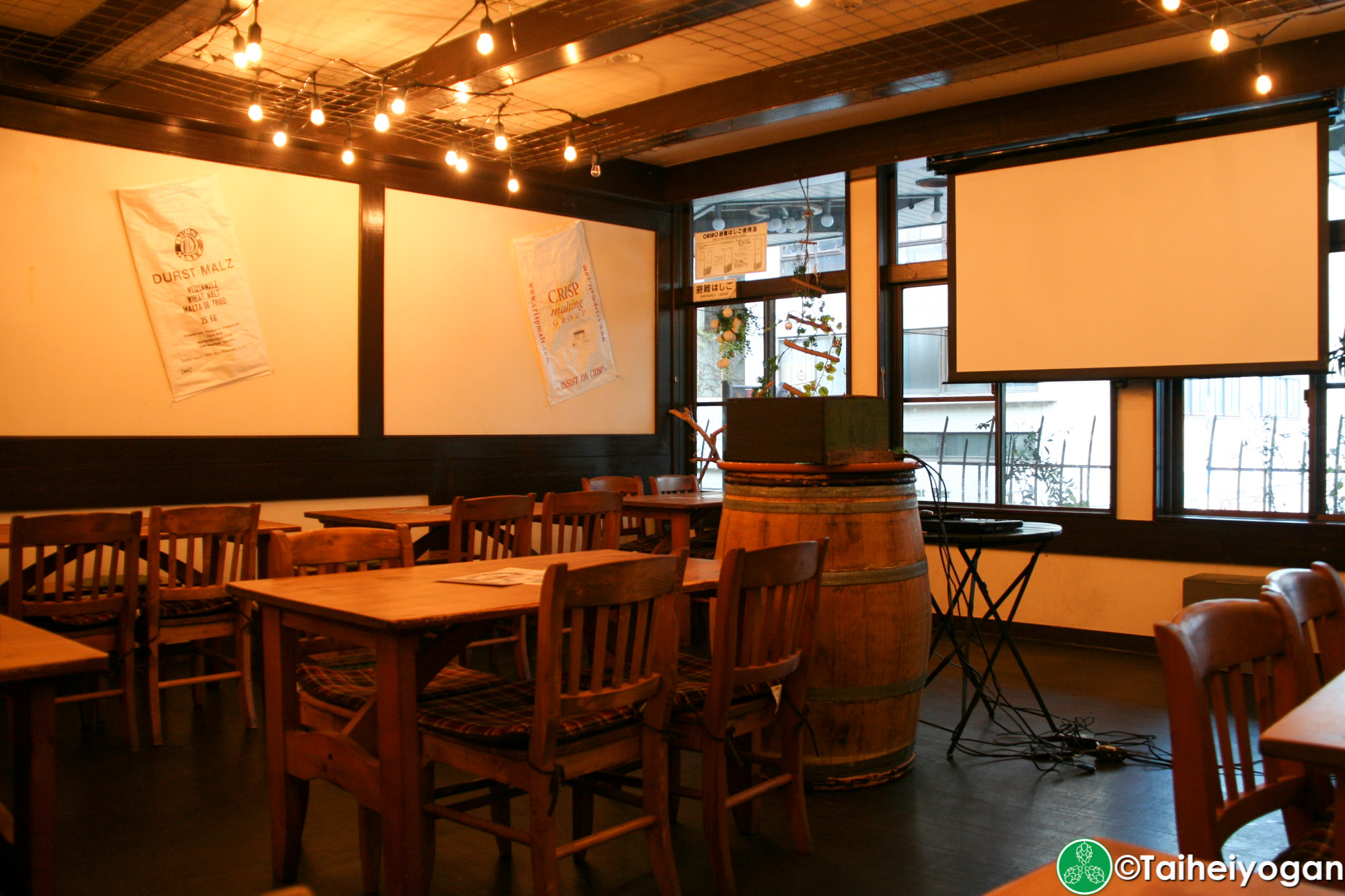 Hops & Herbs - Interior - Table Seating