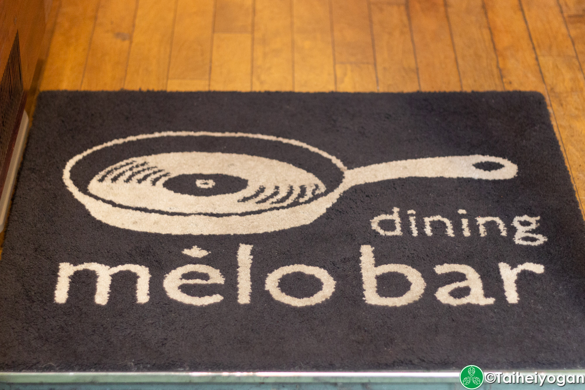 Melobar - Interior - Decorations