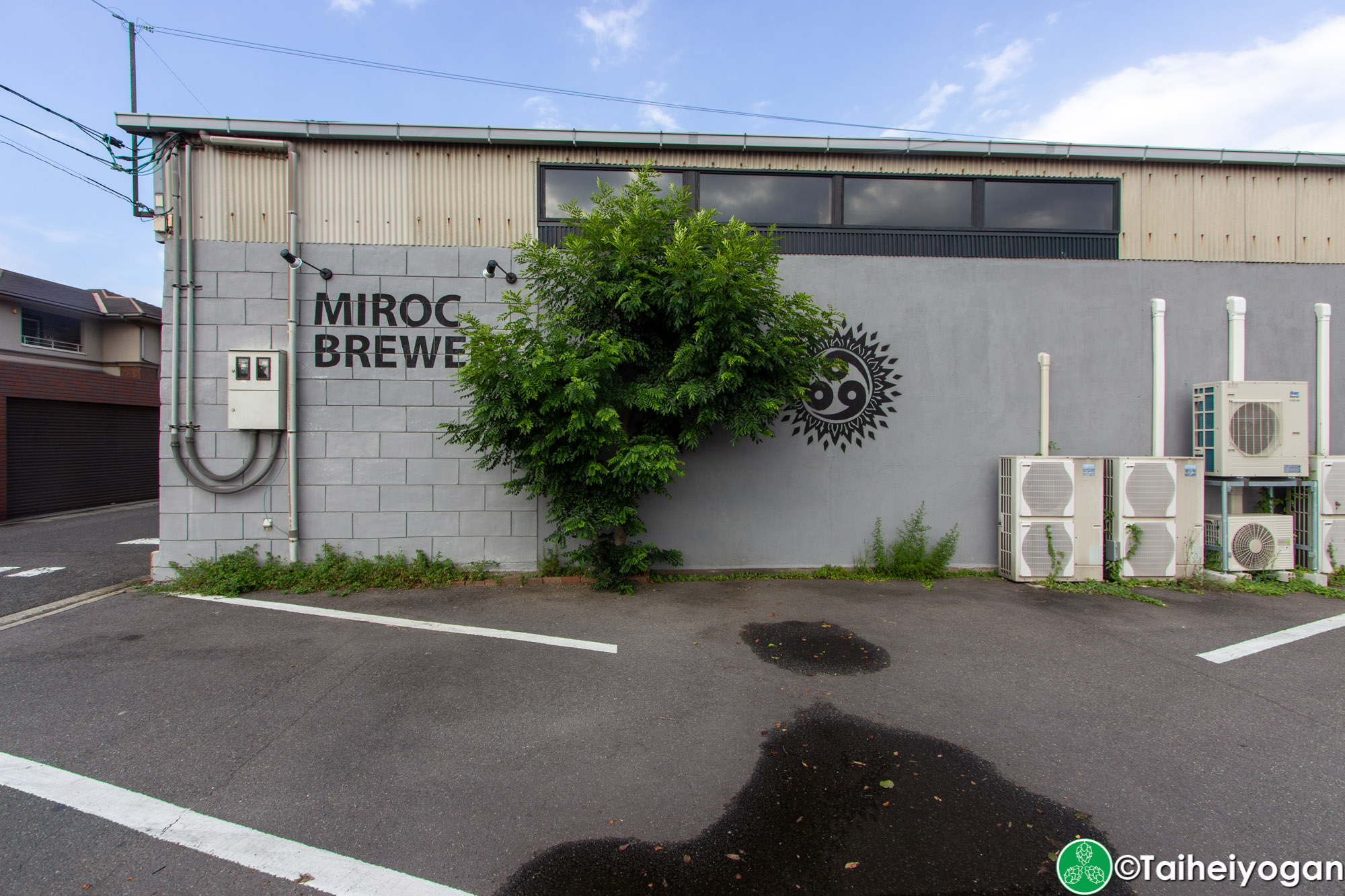 Miroc Beer - Exterior