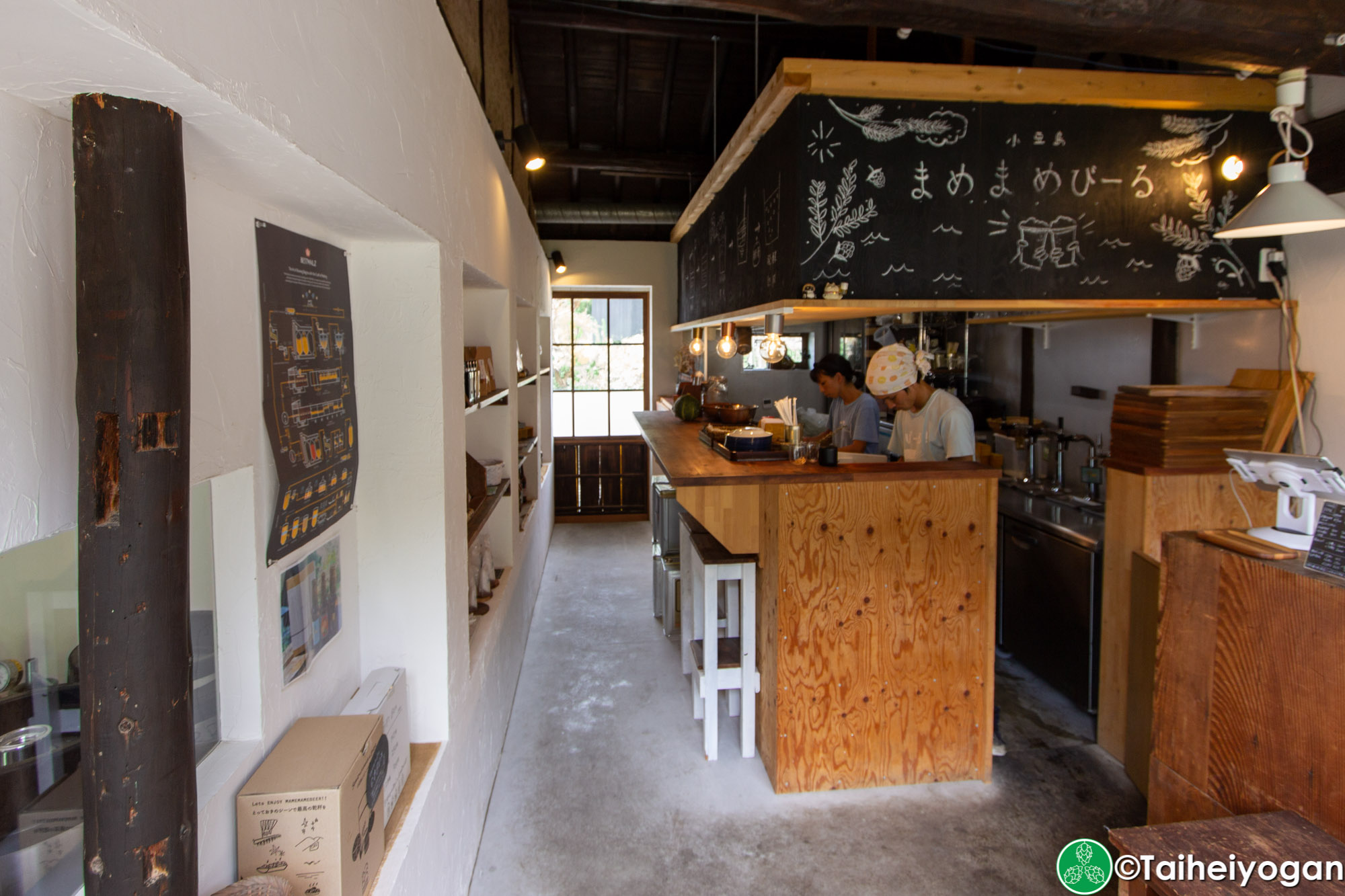 まめまめびーる・Mame Mame Beer - Interior - Main Shop - Bar Counter