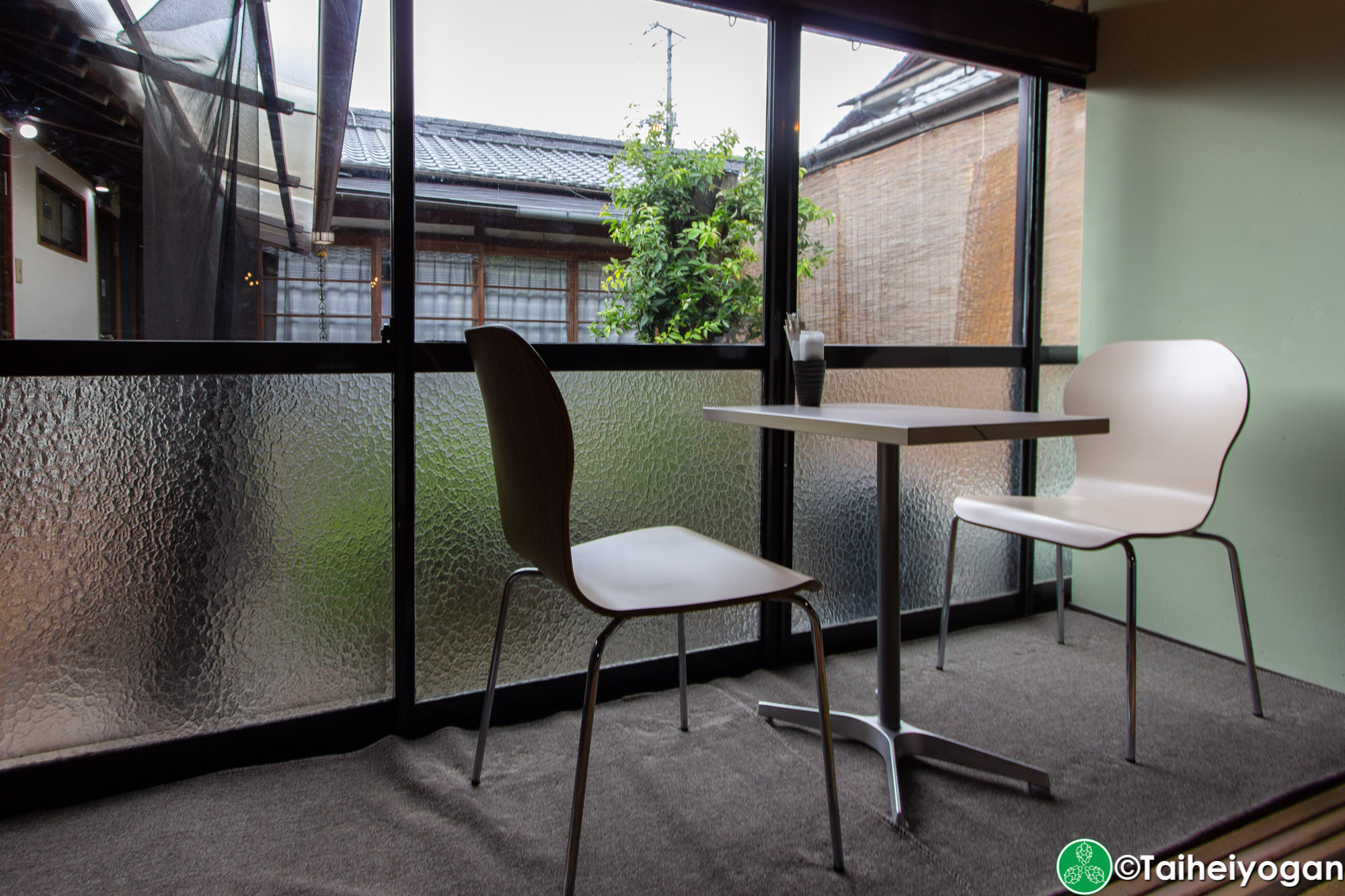 大三島ブリュワリー・Omishima Brewery - Interior- Table Seating