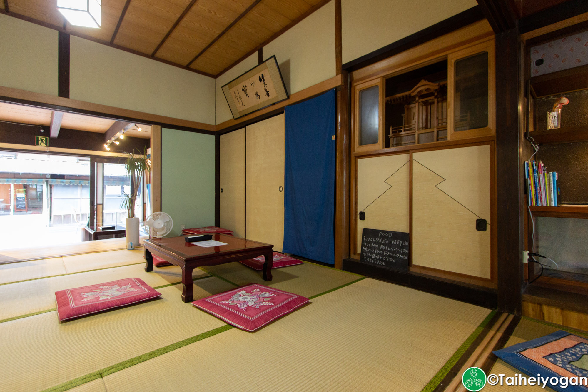 大三島ブリュワリー・Omishima Brewery - Interior- Table Seating