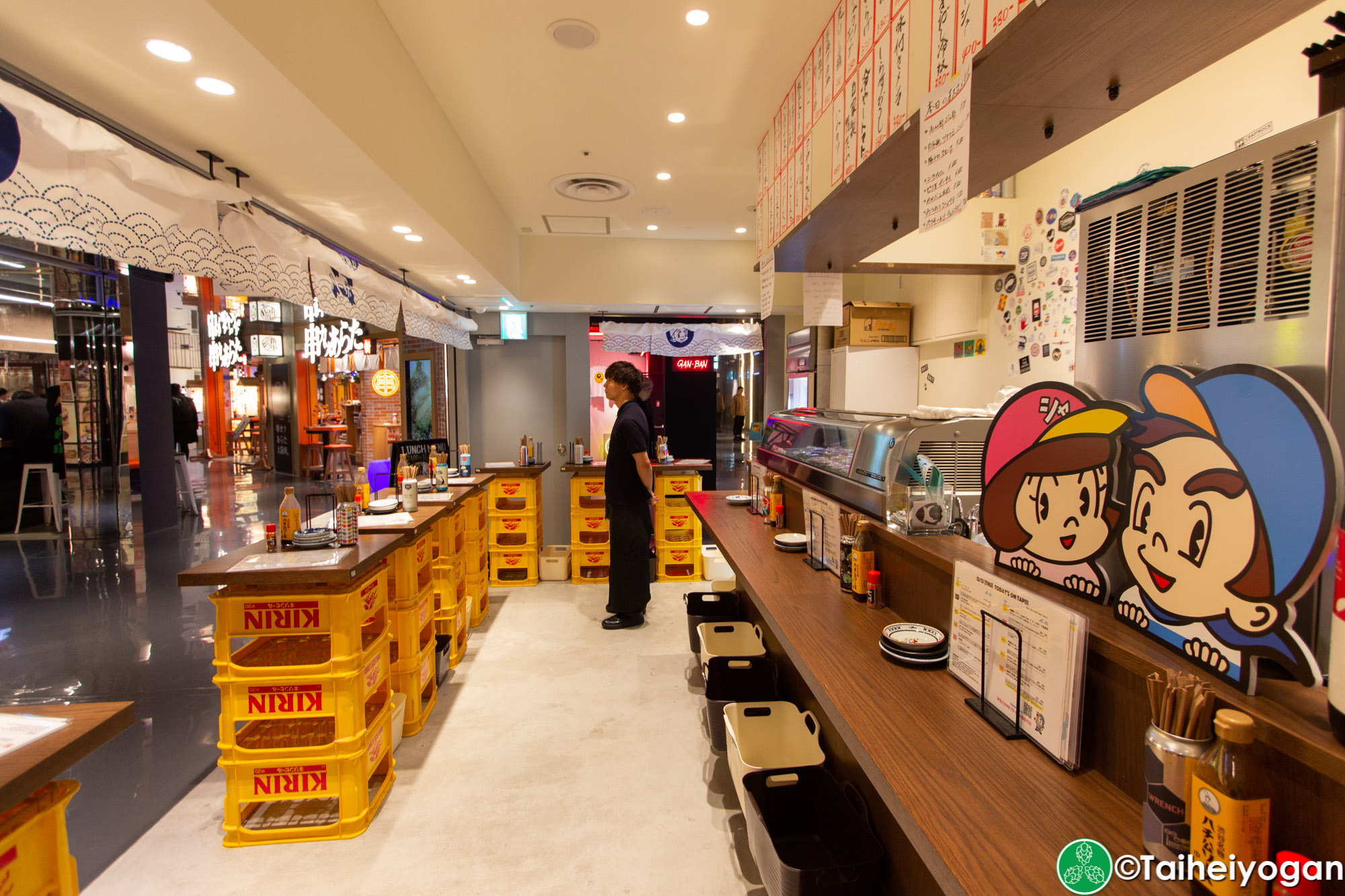 立ち飲みビールボーイ・Standing Bar Beer Boy (渋谷パルコ店・Shibuya Parco) - Interior - Standing Area