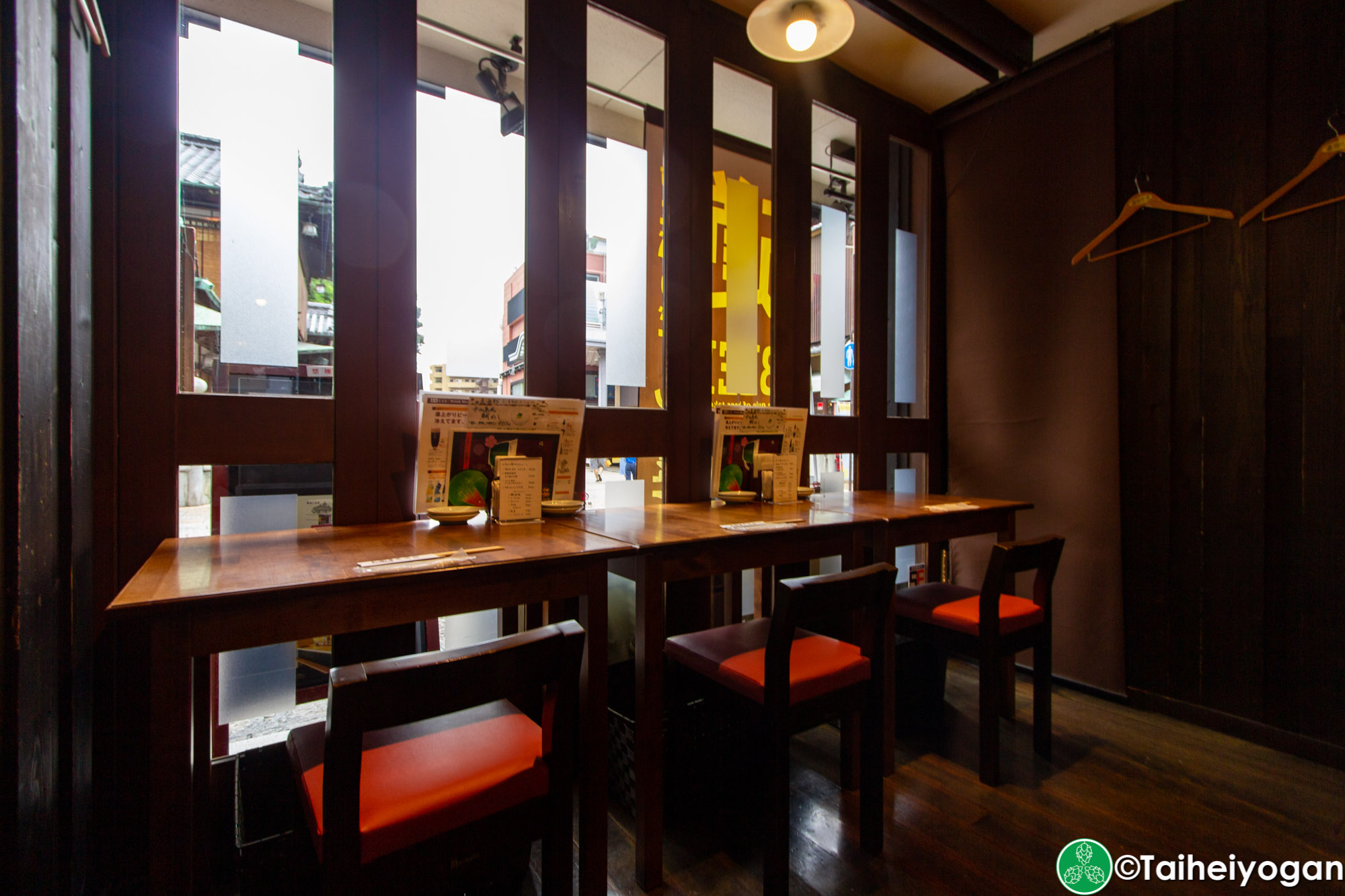 道後麦酒館・Dogo Bakushuan - Interior - Counter Seating