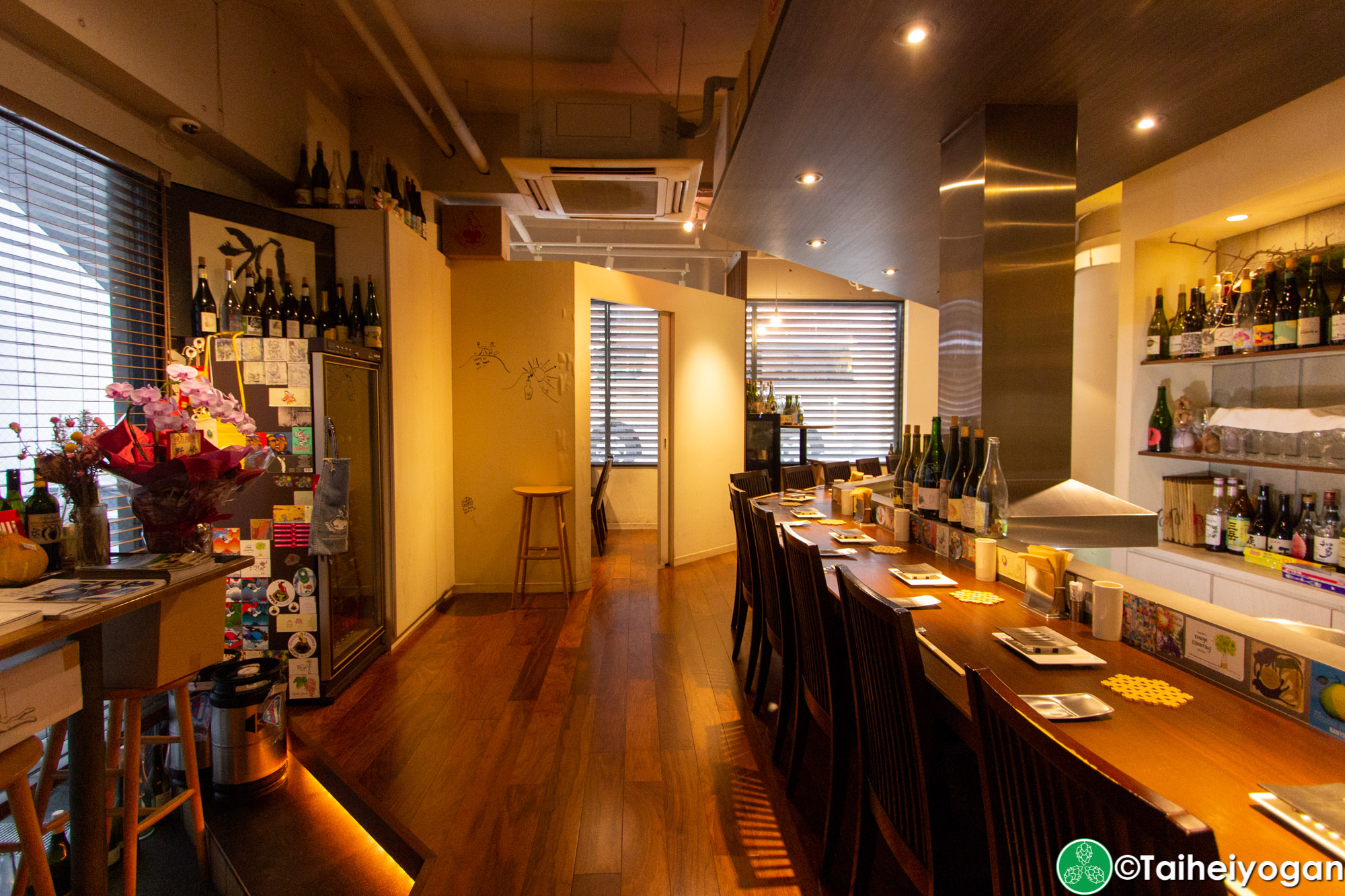 串カツ Ayano・Kushikatsu Ayano - Interior - Counter Seating