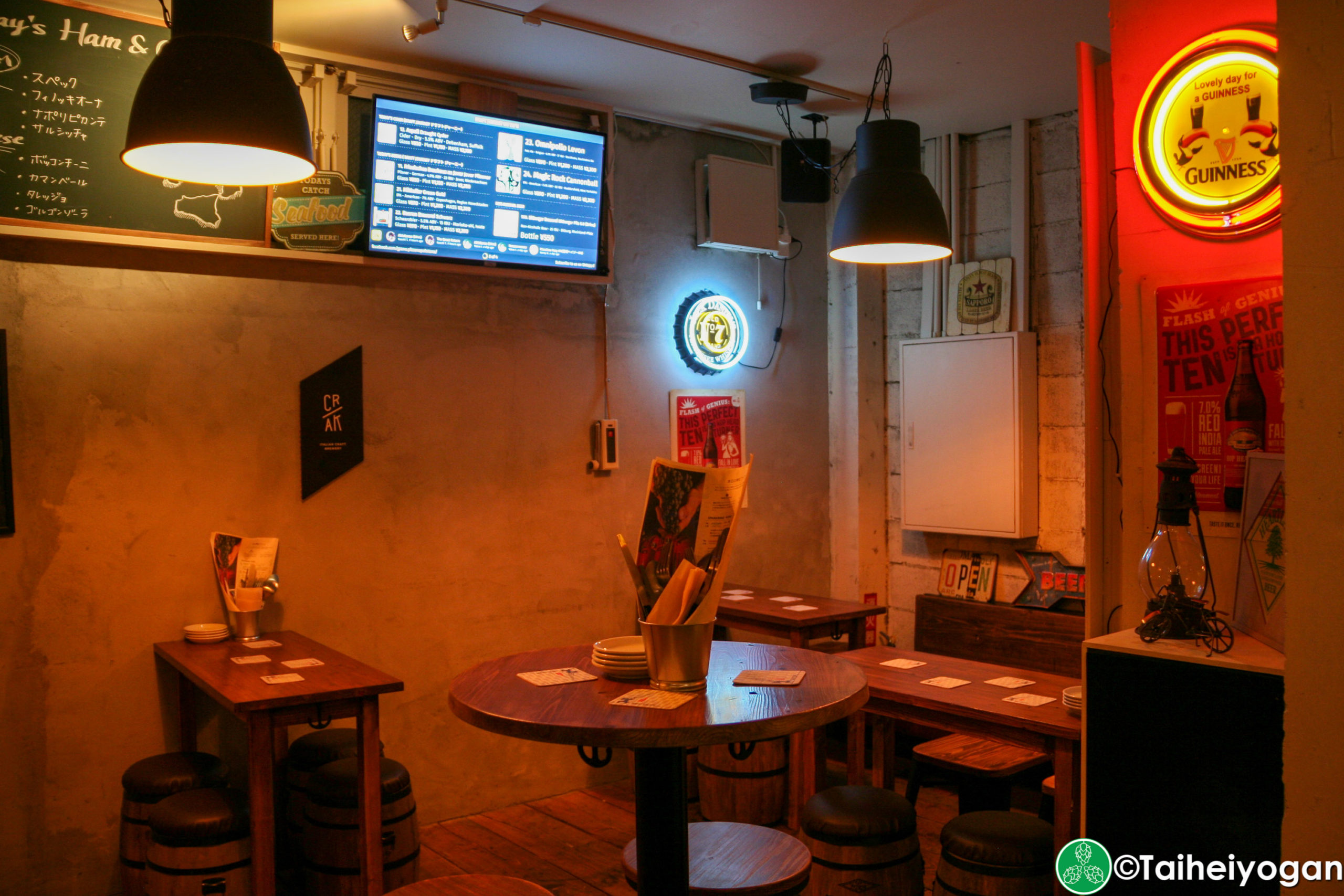 Draft Journey - Interior - Table Seating