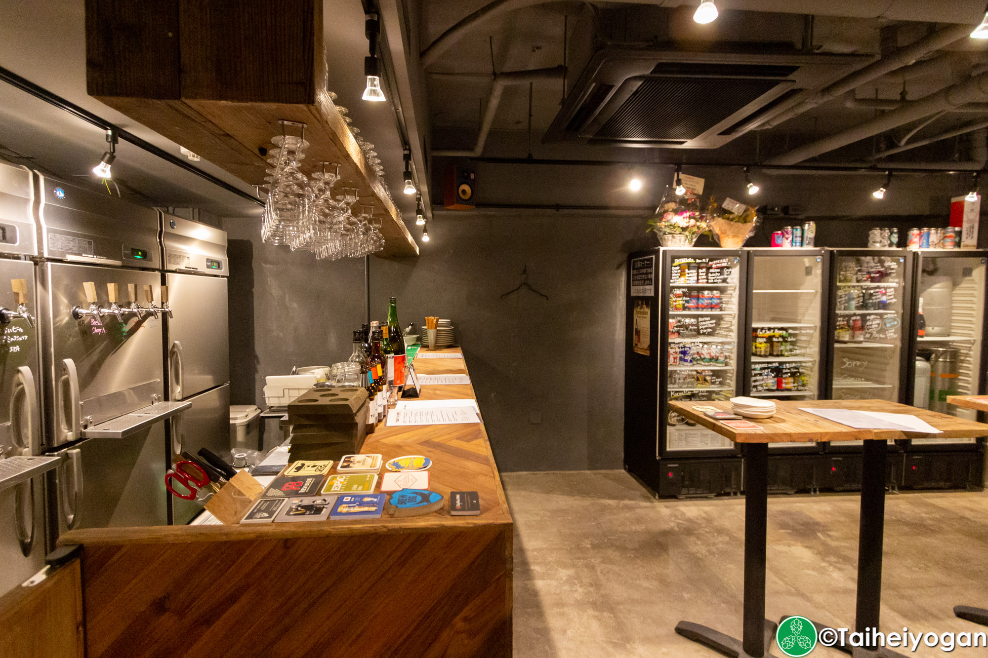 クラフトビールシザーズ池尻大橋・Craft Beer Scissors (Ikejiri Ohashi) - Interior - Bar Counter Seating