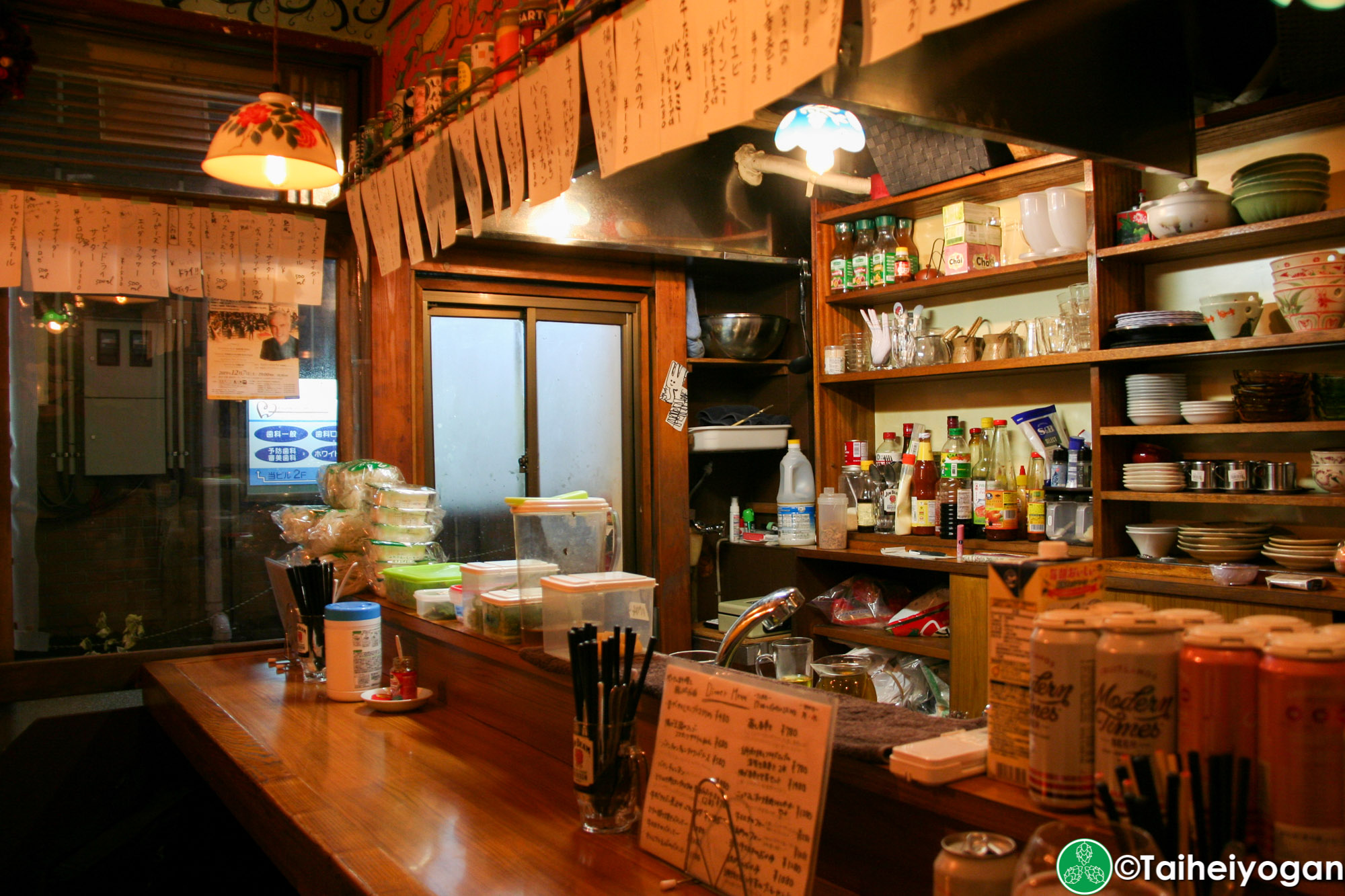 フジマルサイゴンプロパガンダ・Fujimaru Saigon Propaganda - Interior - Bar Counter